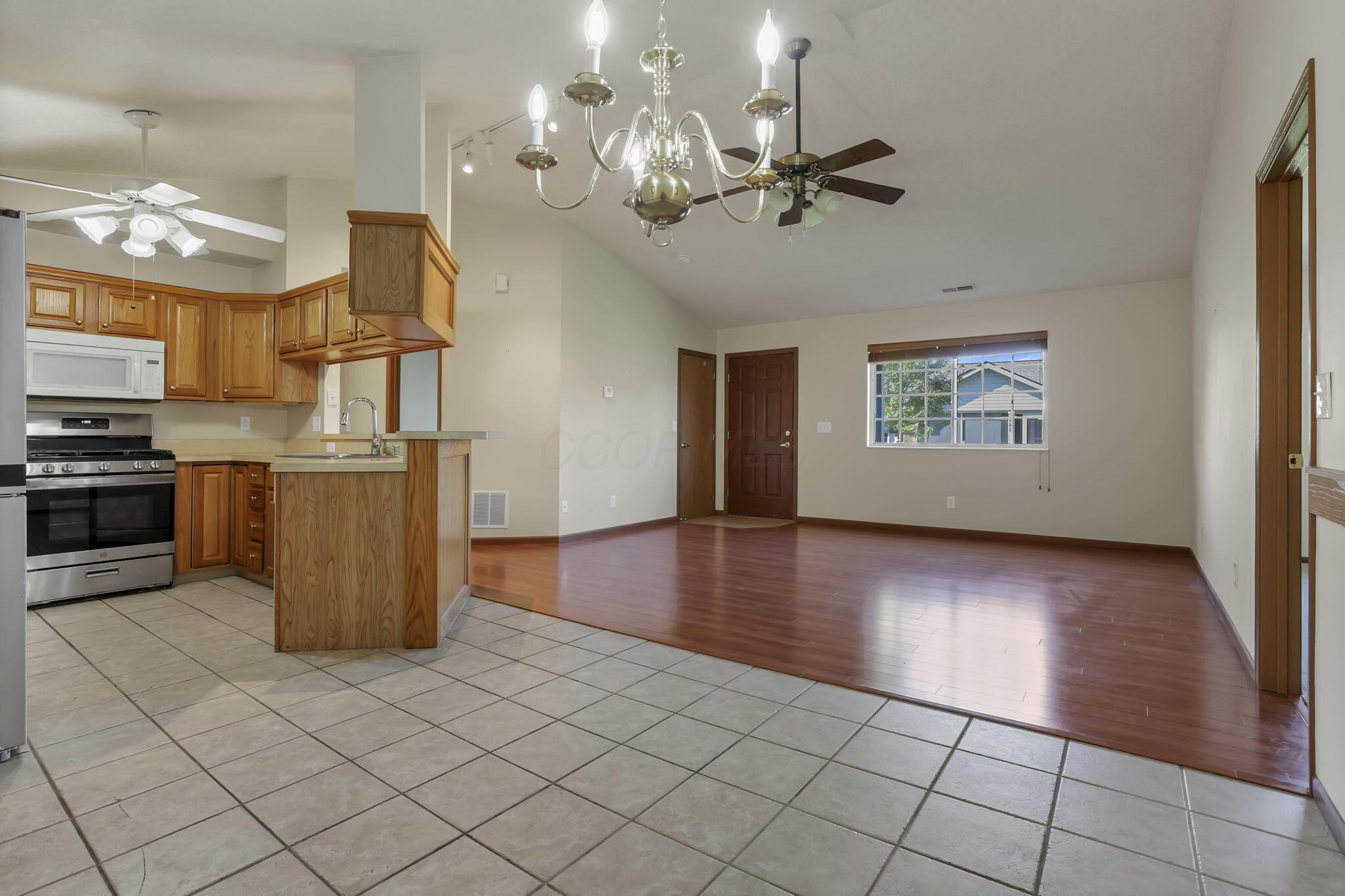 472 Virginia Court Property Photo 12