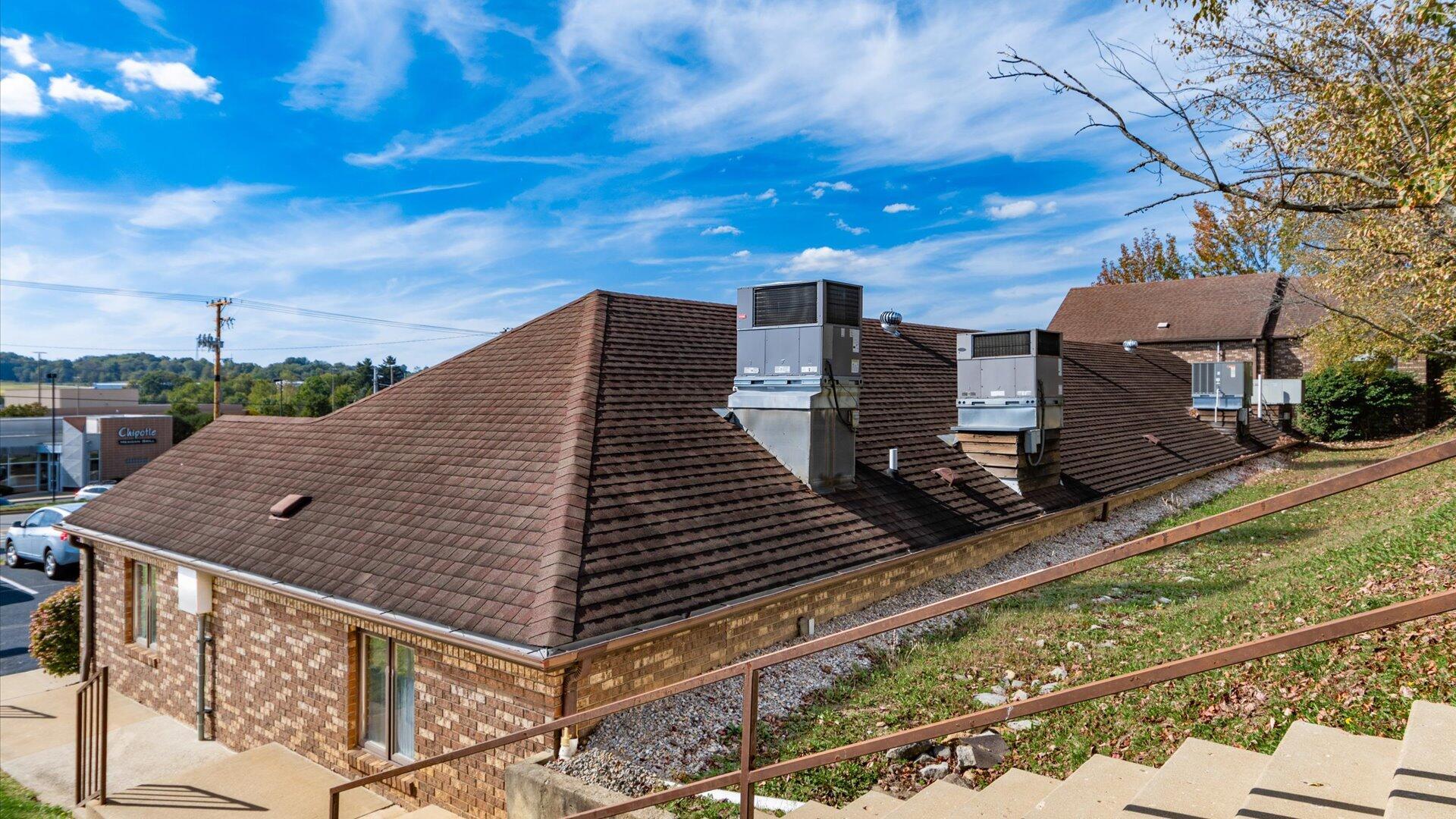 3608 Maple Avenue Property Photo 5