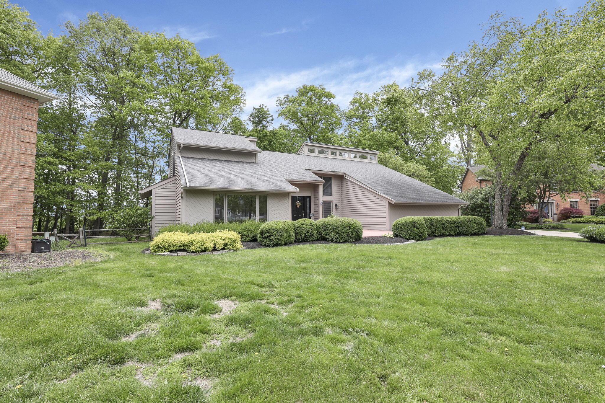 8292 Breckenridge Way Property Photo 6