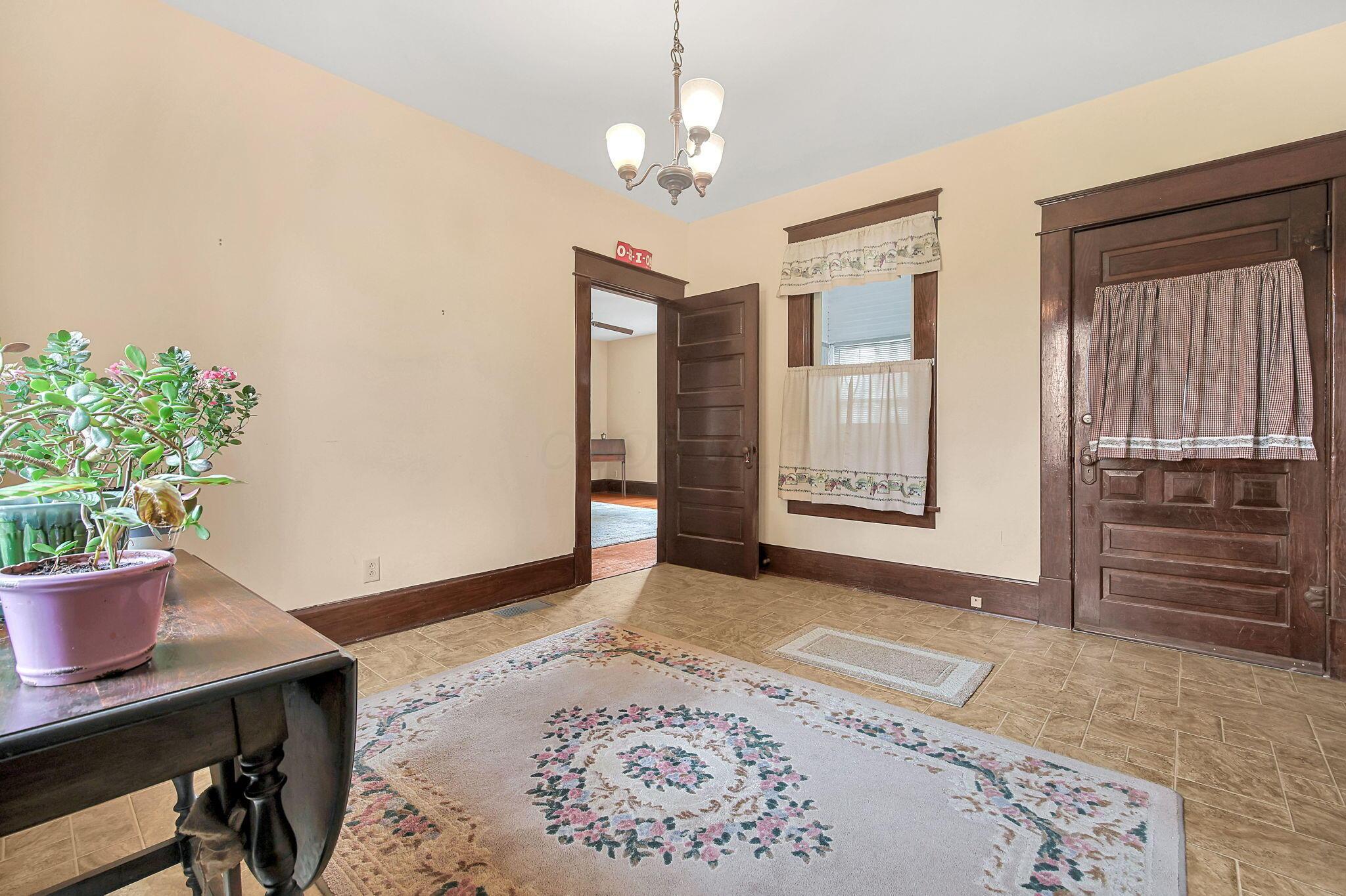 1135 Blacklick Road Ne Property Photo 18