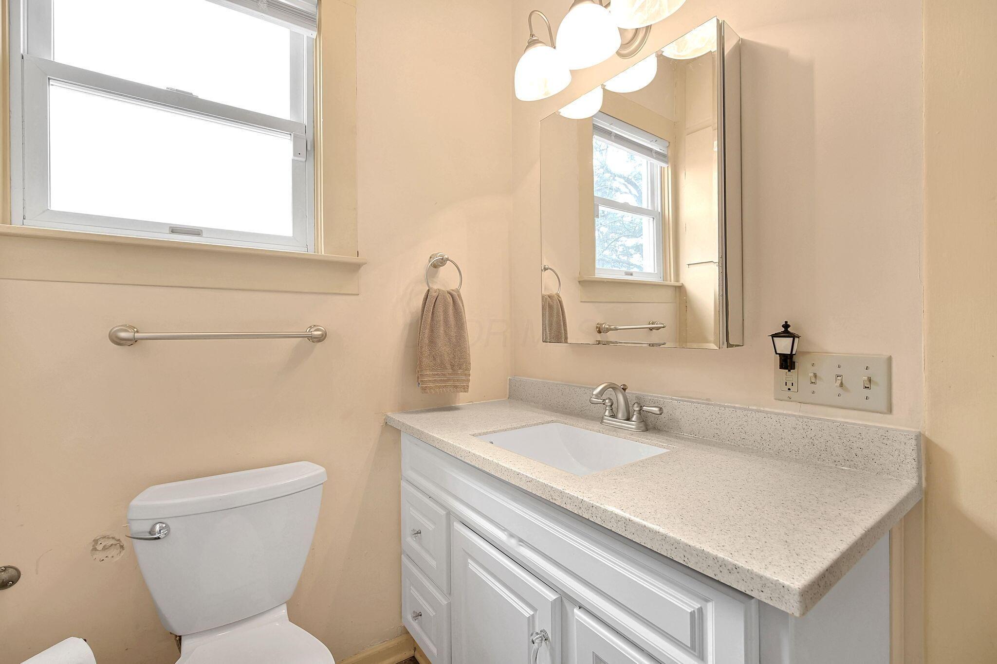 1135 Blacklick Road Ne Property Photo 32