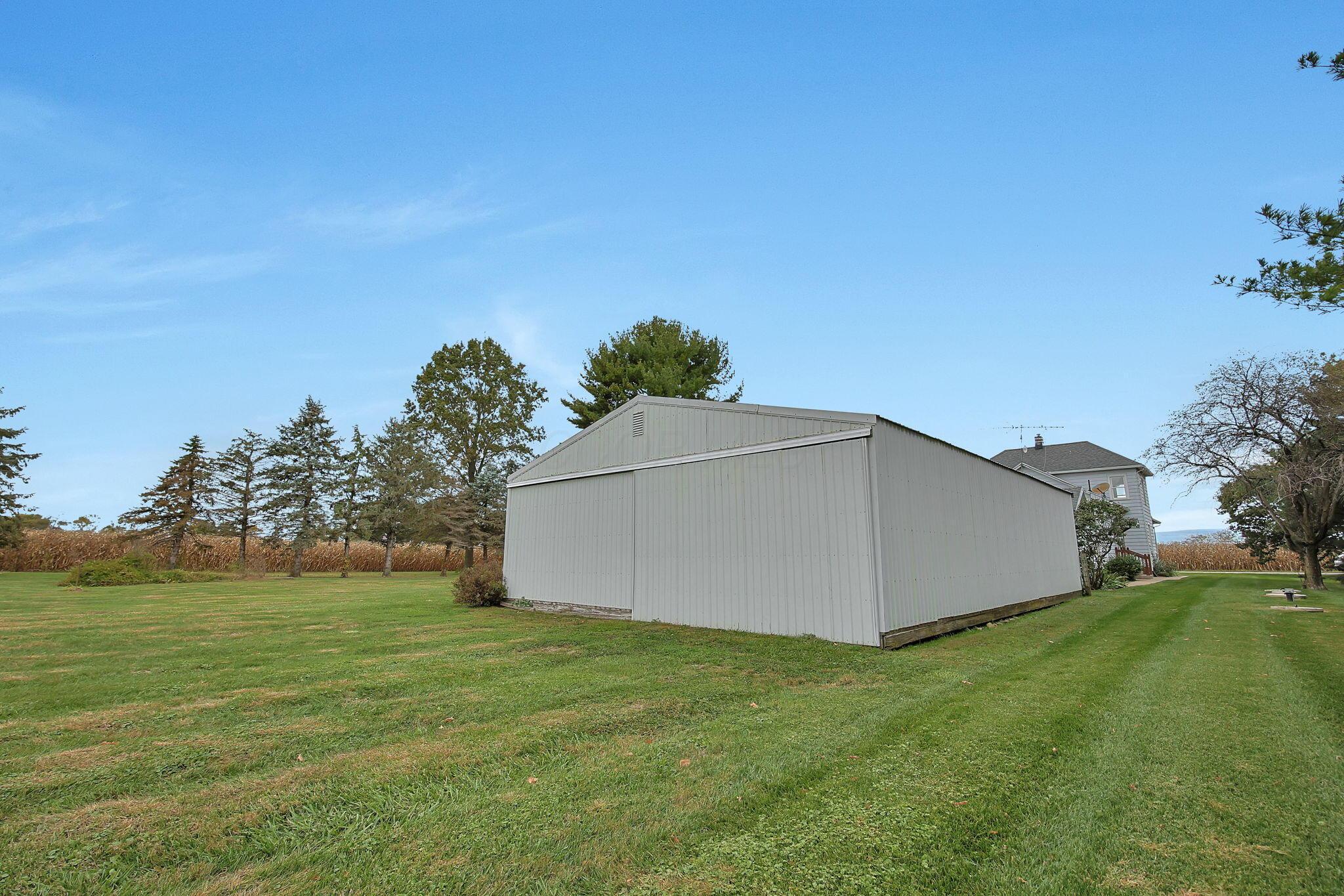 1135 Blacklick Road Ne Property Photo 56