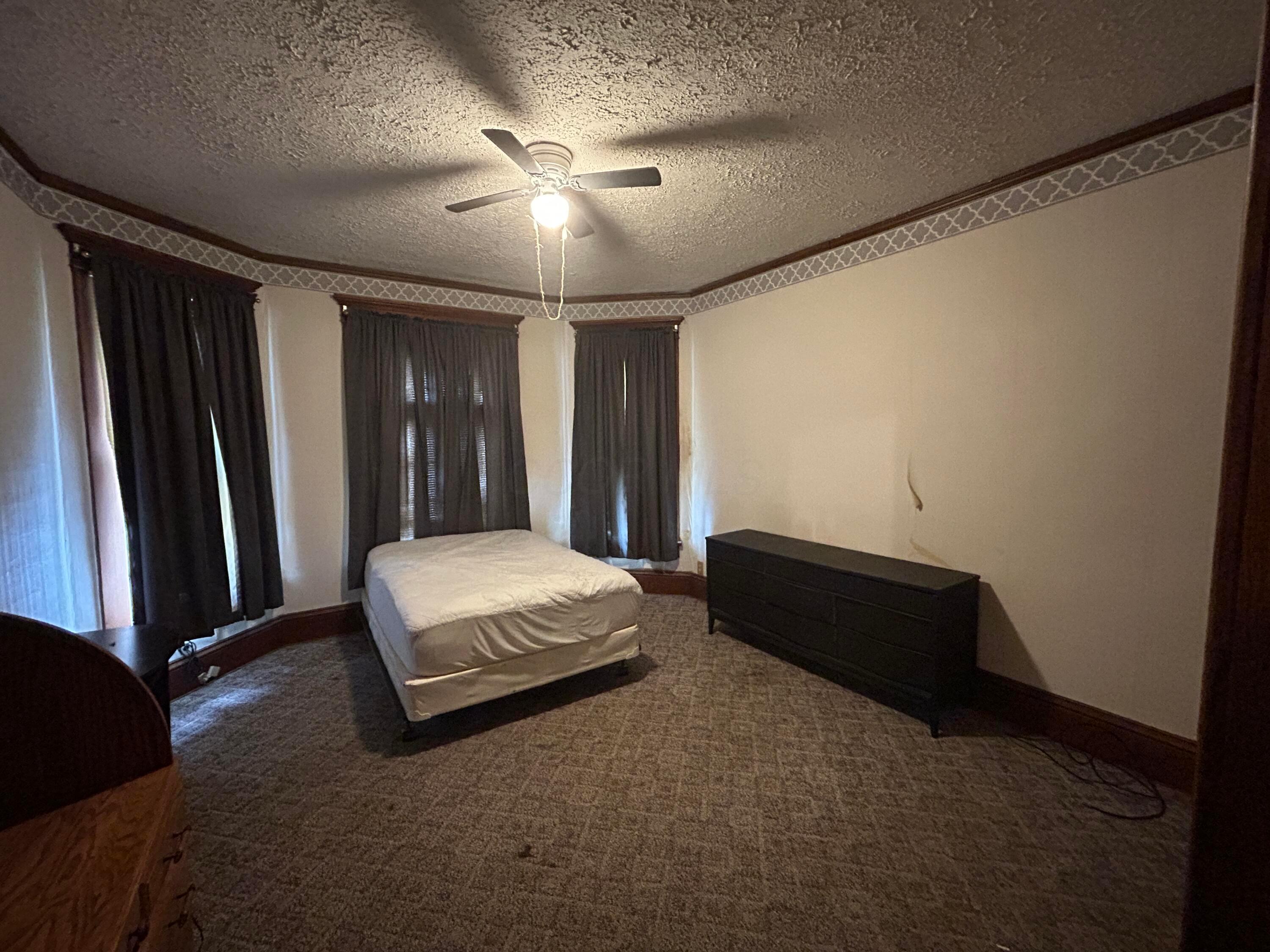 102 8th Street Property Photo 13