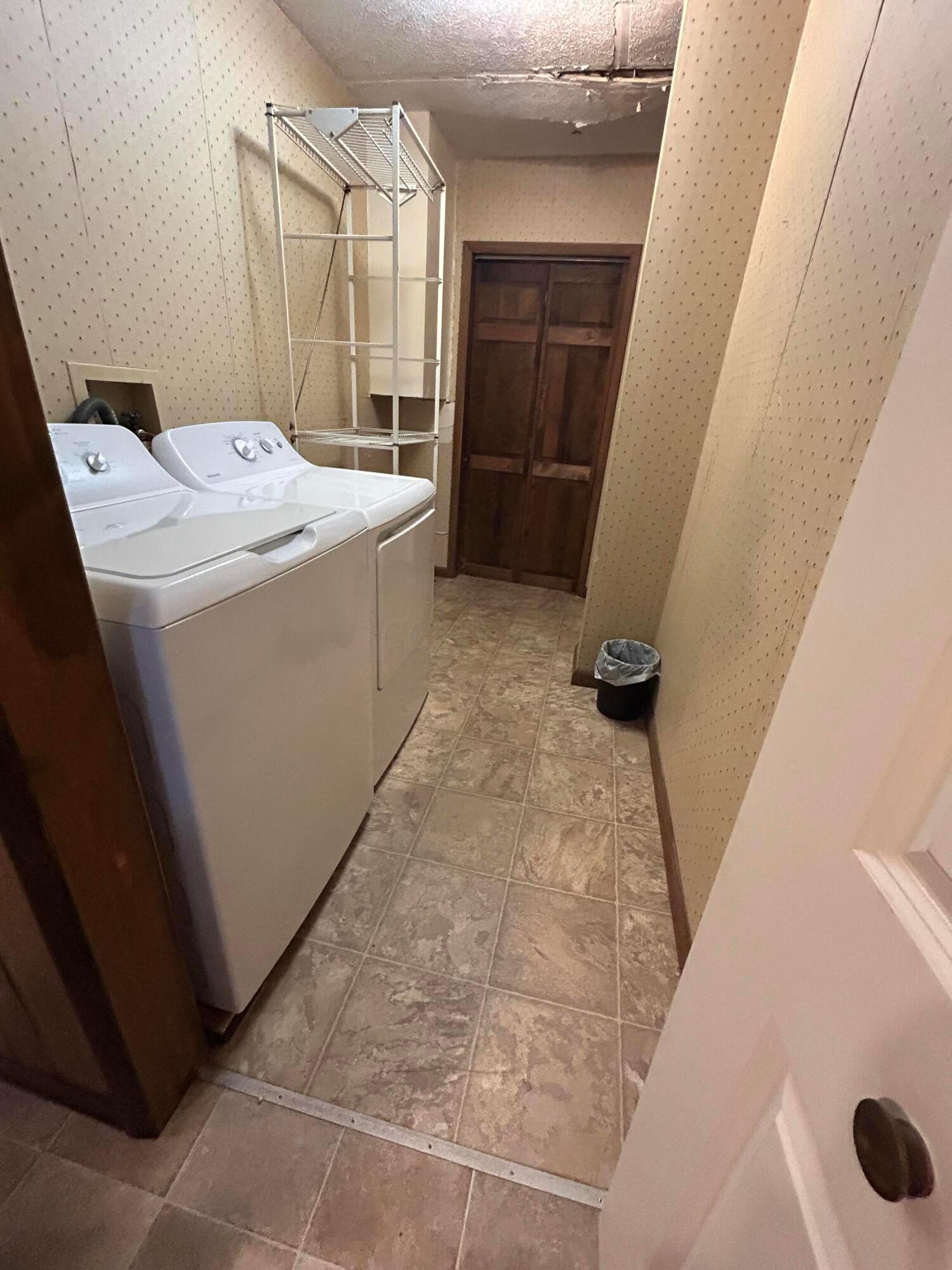 102 8th Street Property Photo 20