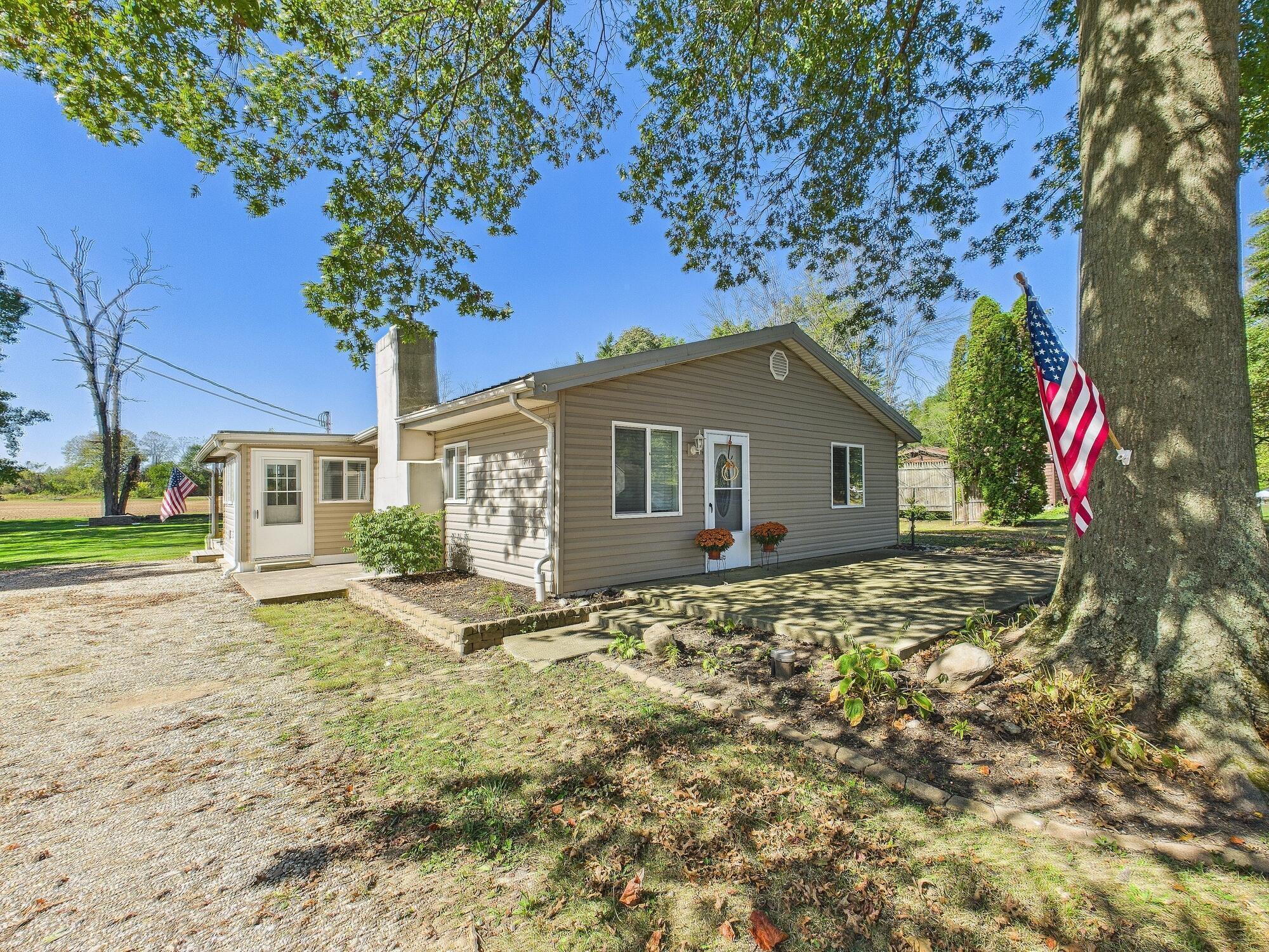 219 Sycamore Road Property Photo 1