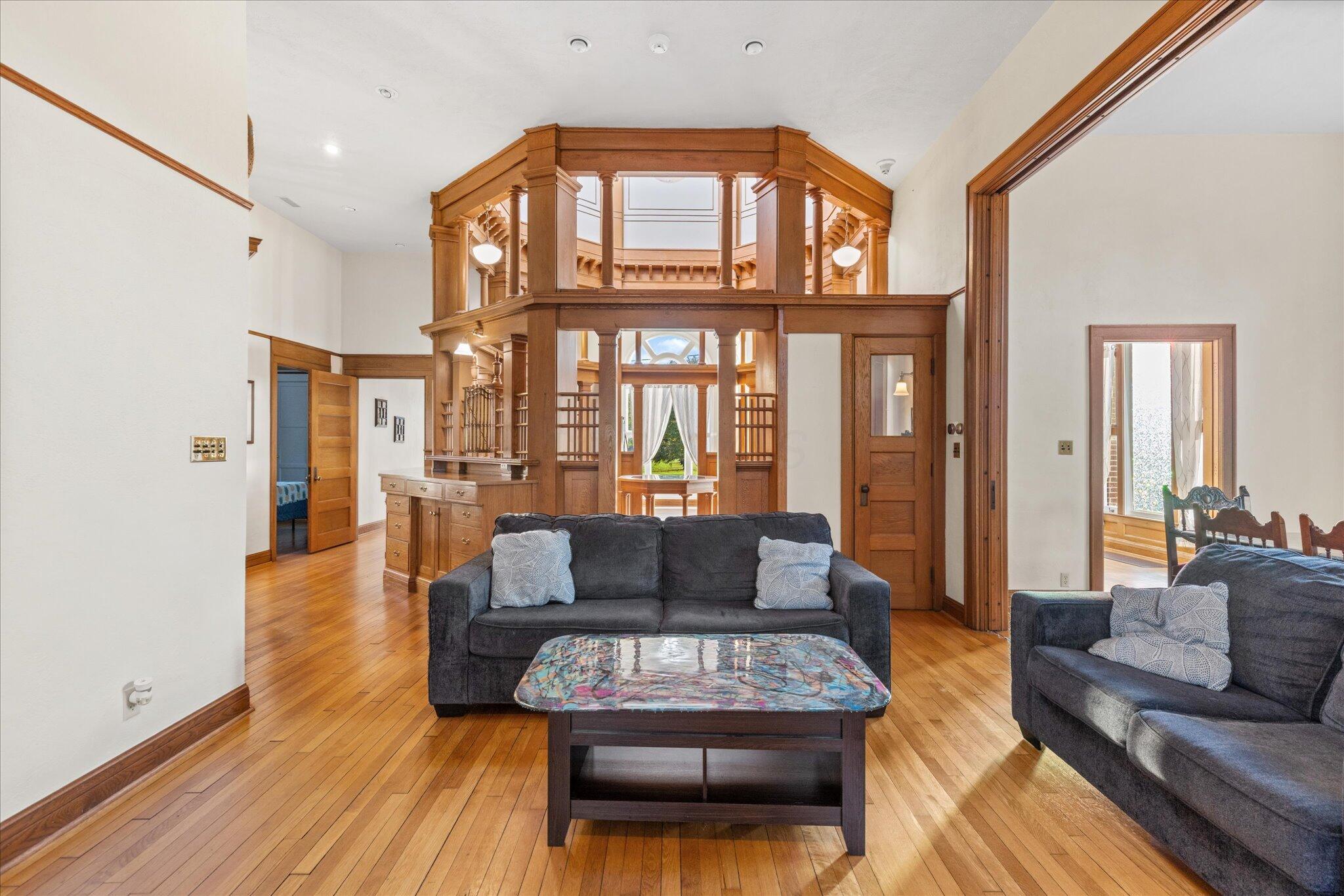 108 N Main Street Property Photo 3