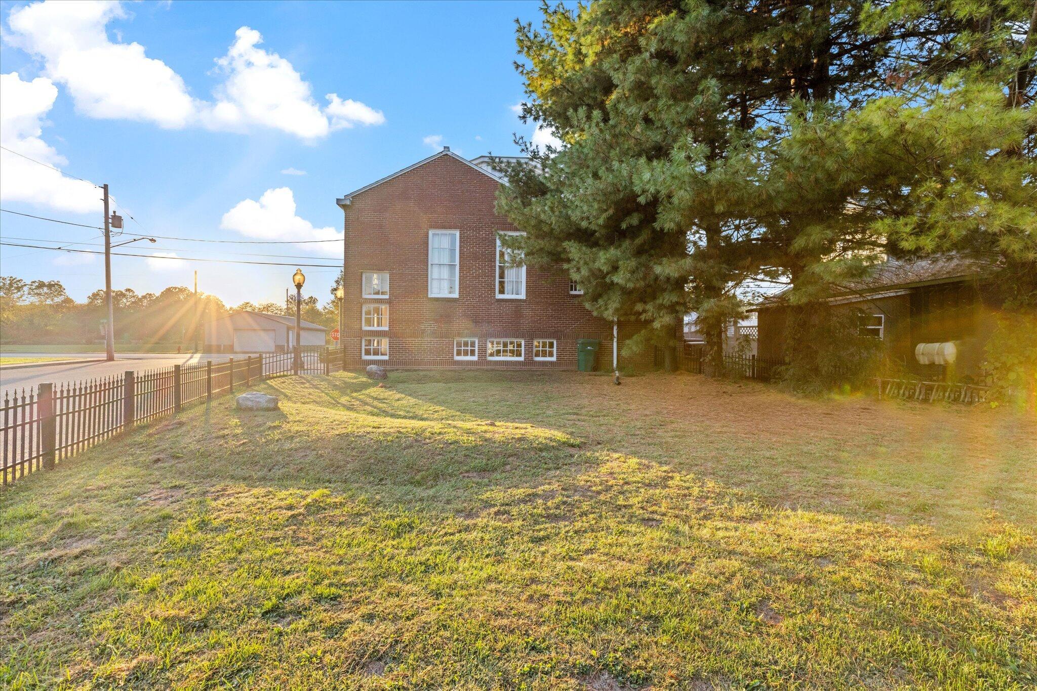 108 N Main Street Property Photo 14