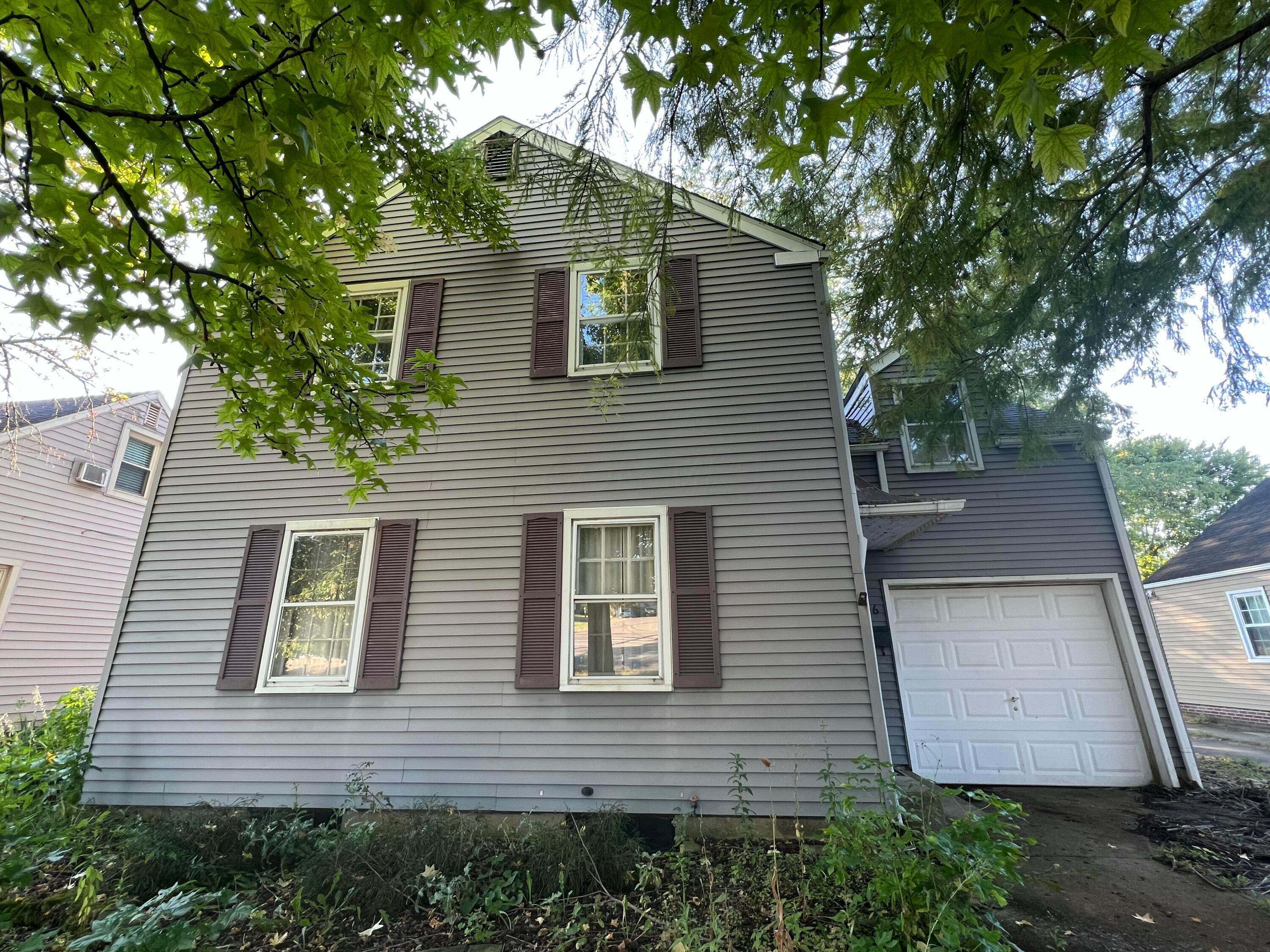556 N Pickaway Street Property Photo 1