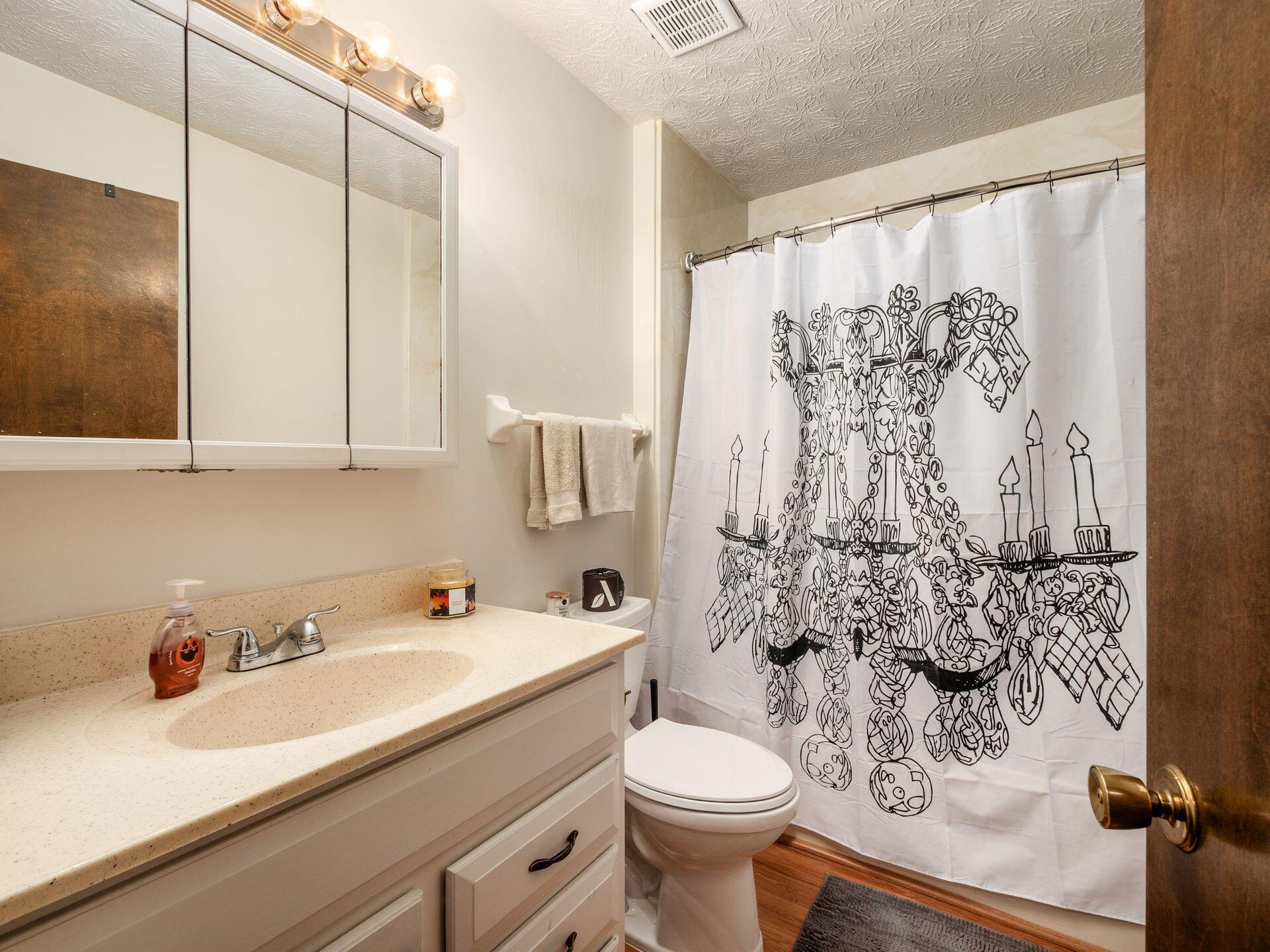 5384 Ponderosa Drive Property Photo 15