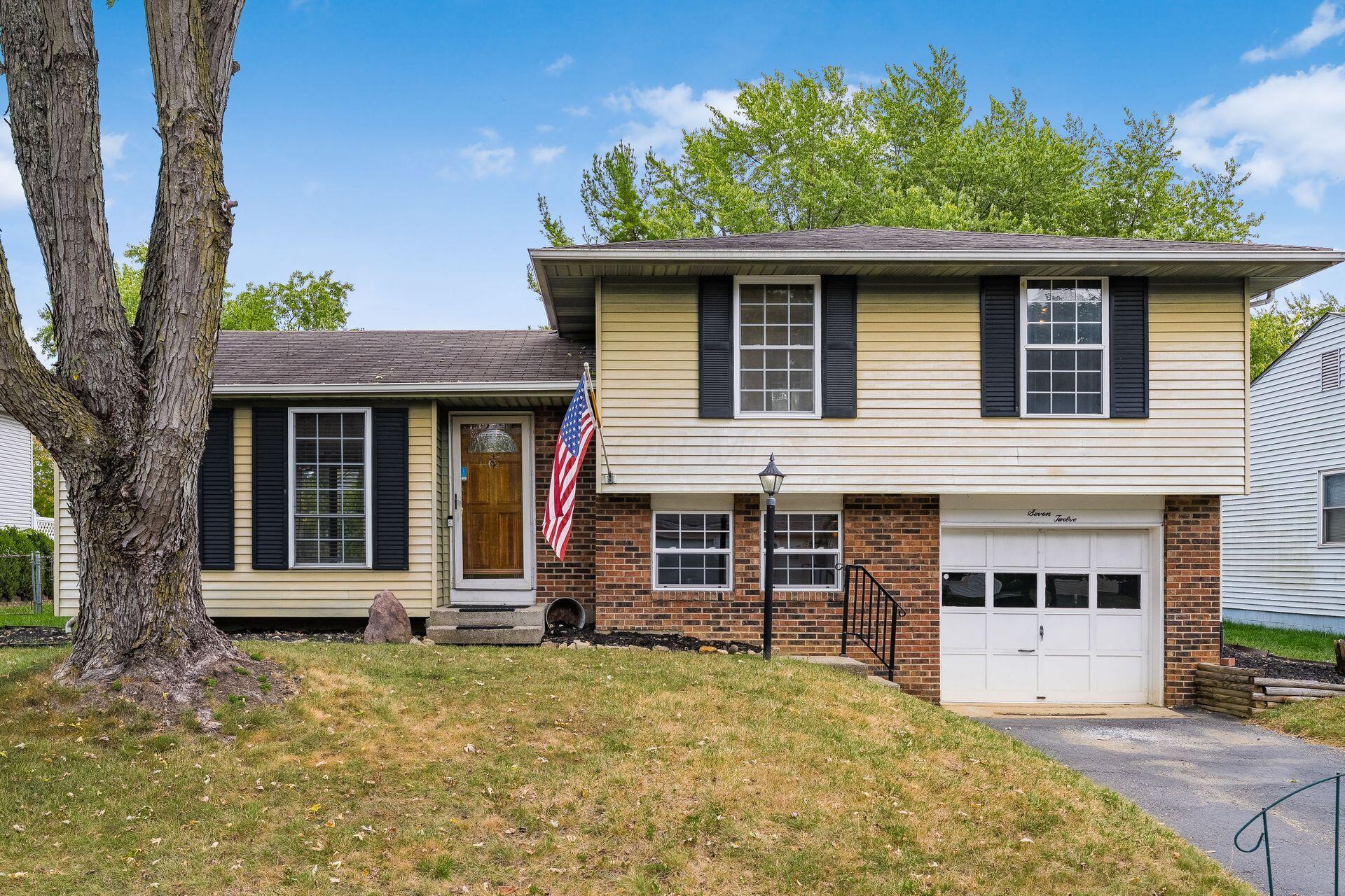 712 Maclam Drive Property Photo 1