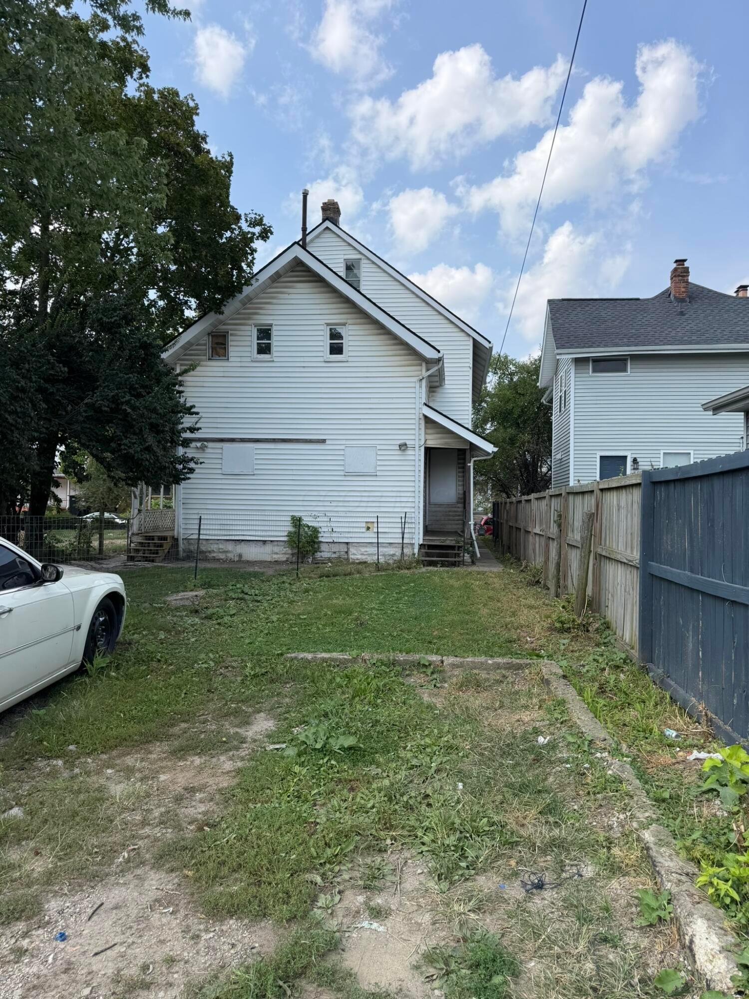 1319 Hildreth Avenue Property Photo 3