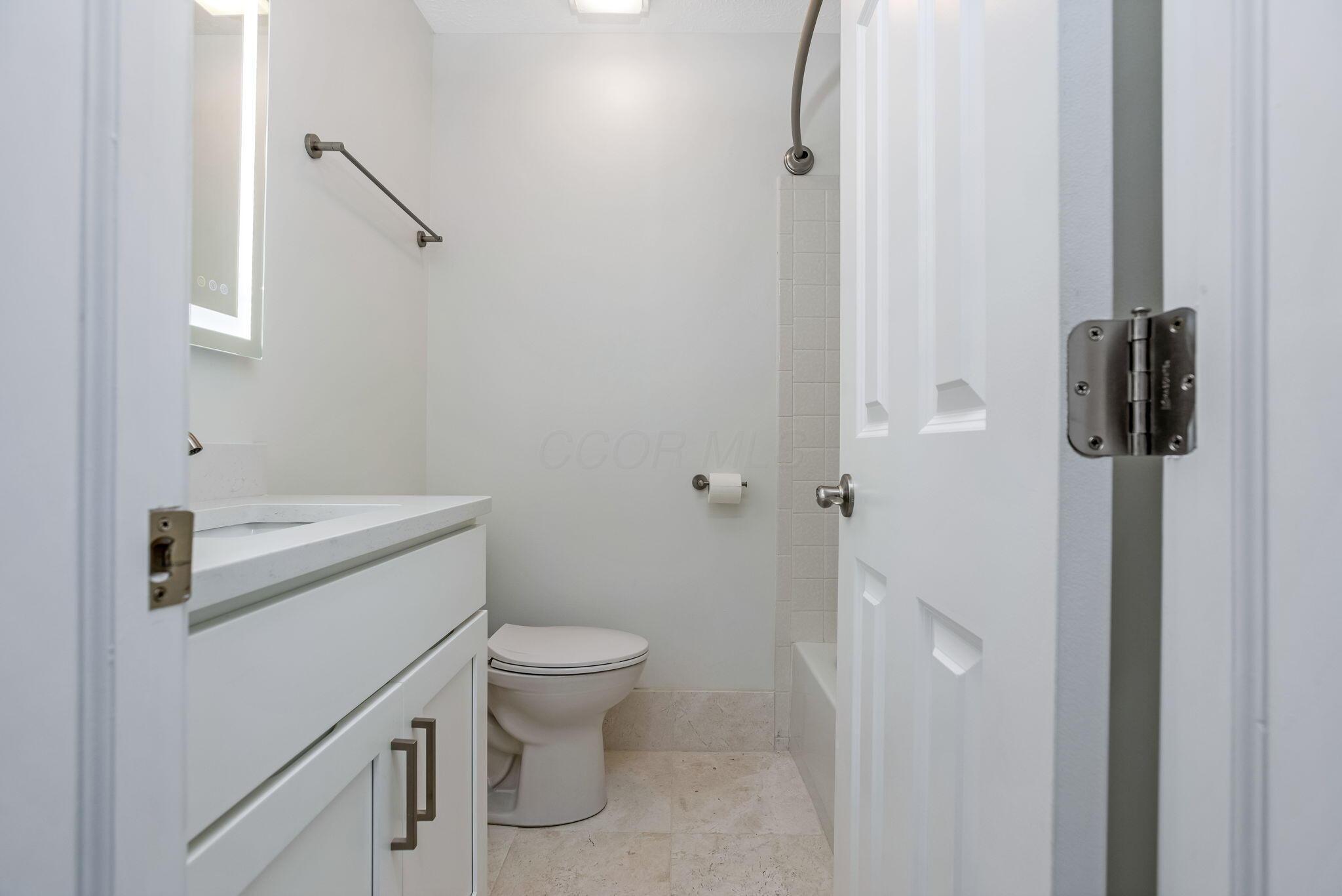 3820 Falls Circle Drive Property Photo 25
