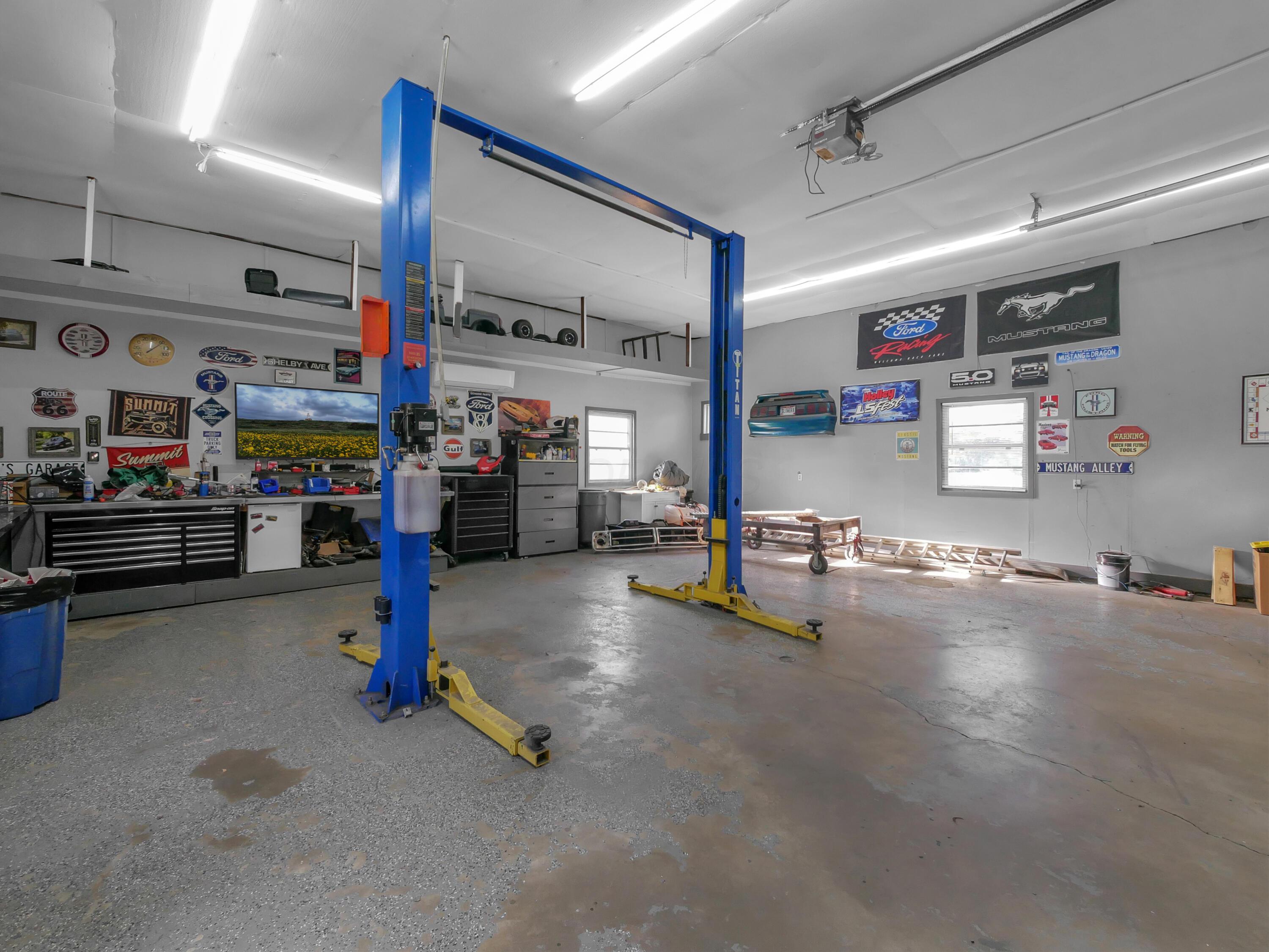 2915 Us Highway 42 Ne Property Photo 19