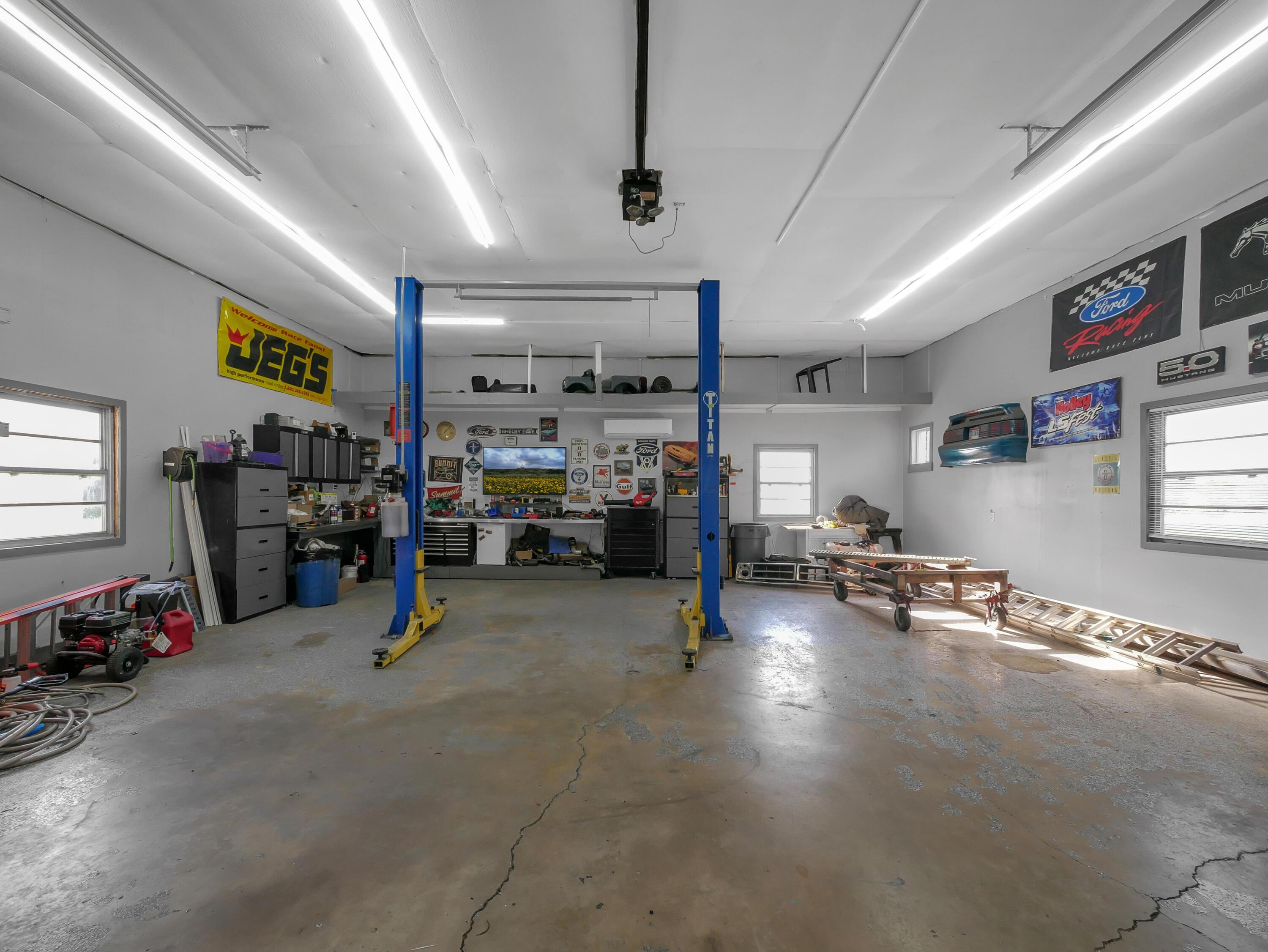 2915 Us Highway 42 Ne Property Photo 20