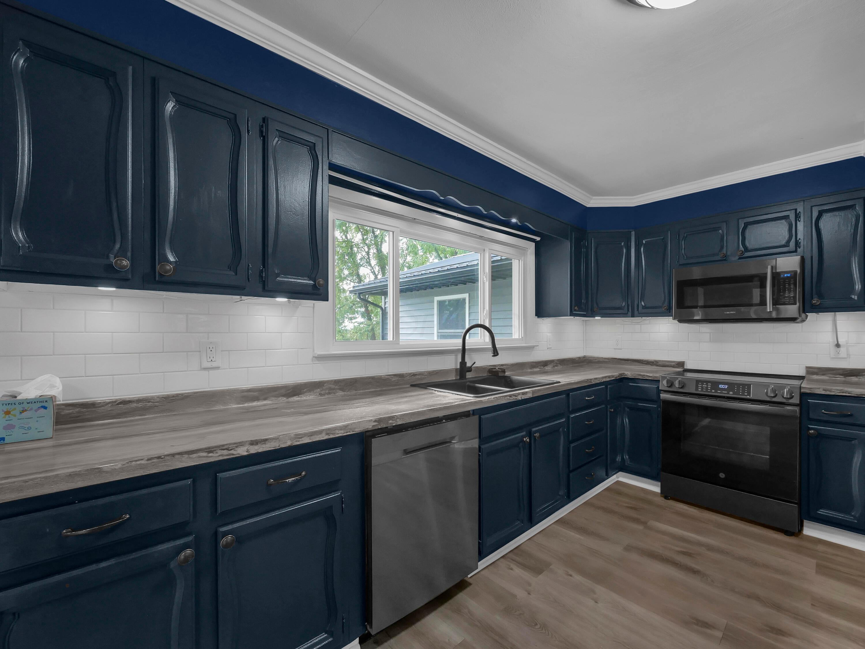 2915 Us Highway 42 Ne Property Photo 28