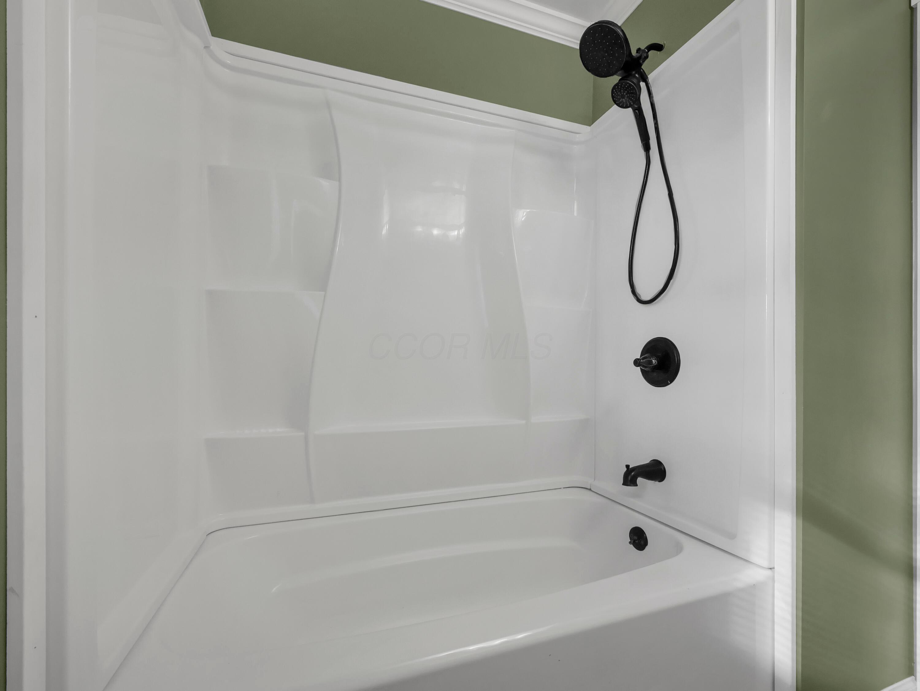 2915 Us Highway 42 Ne Property Photo 32