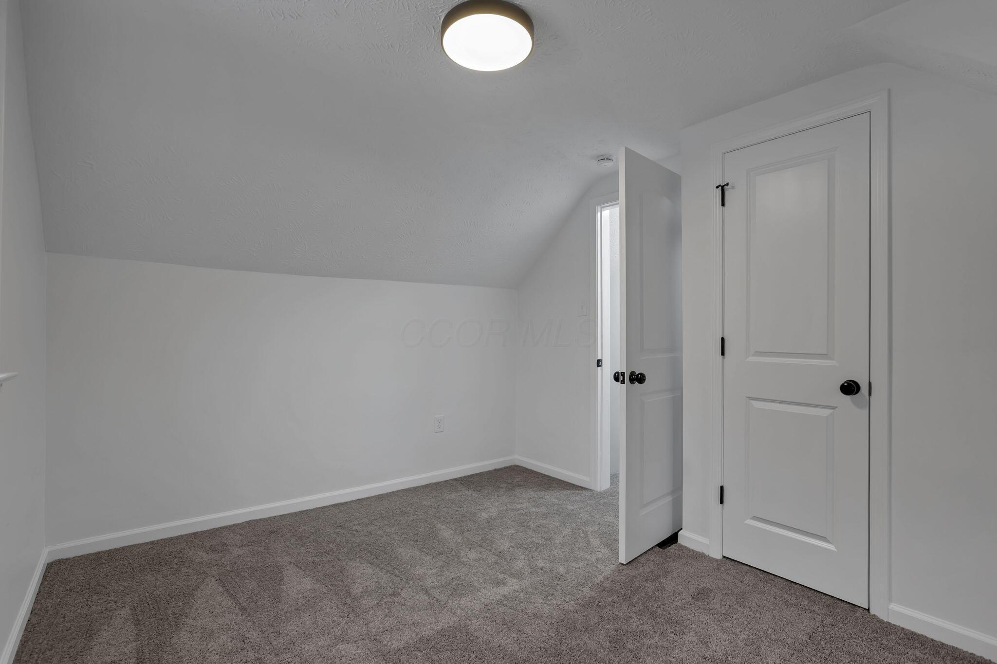 430 S James Road Property Photo 19