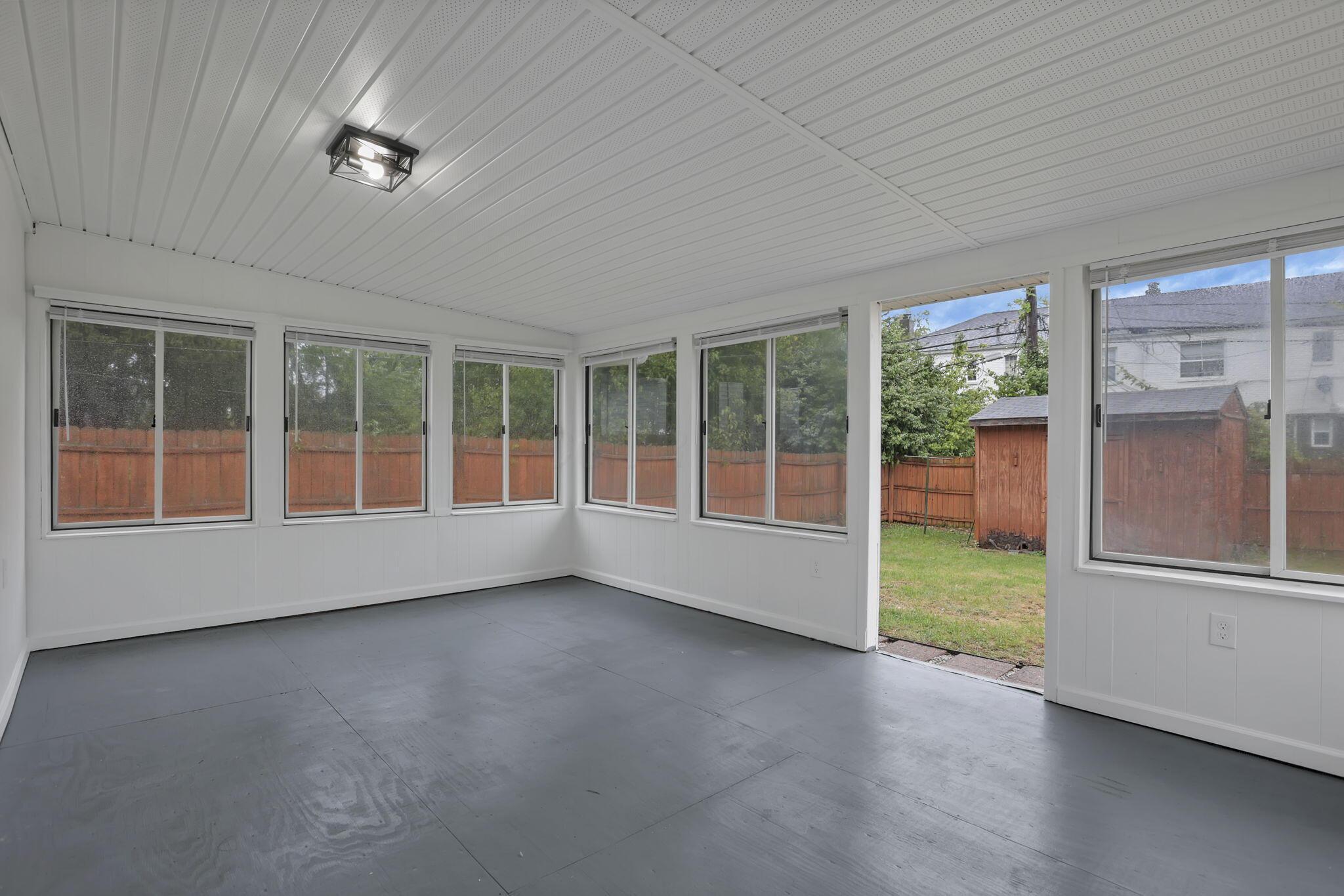 430 S James Road Property Photo 22