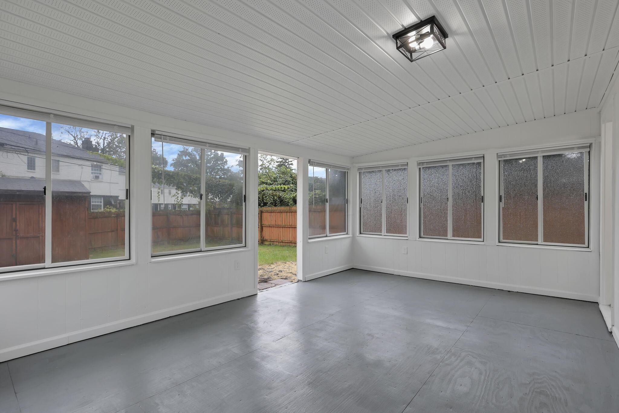 430 S James Road Property Photo 24