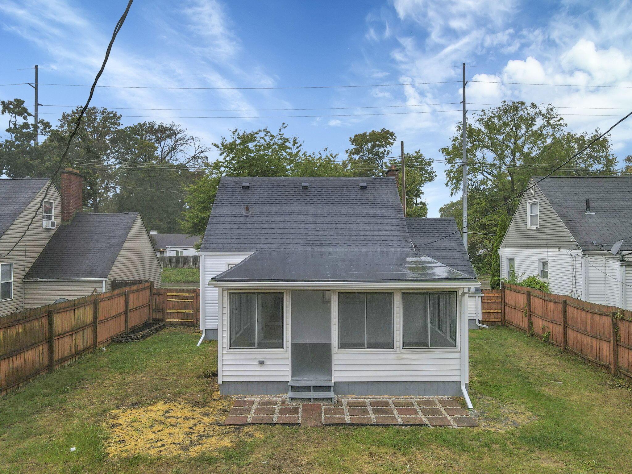 430 S James Road Property Photo 30