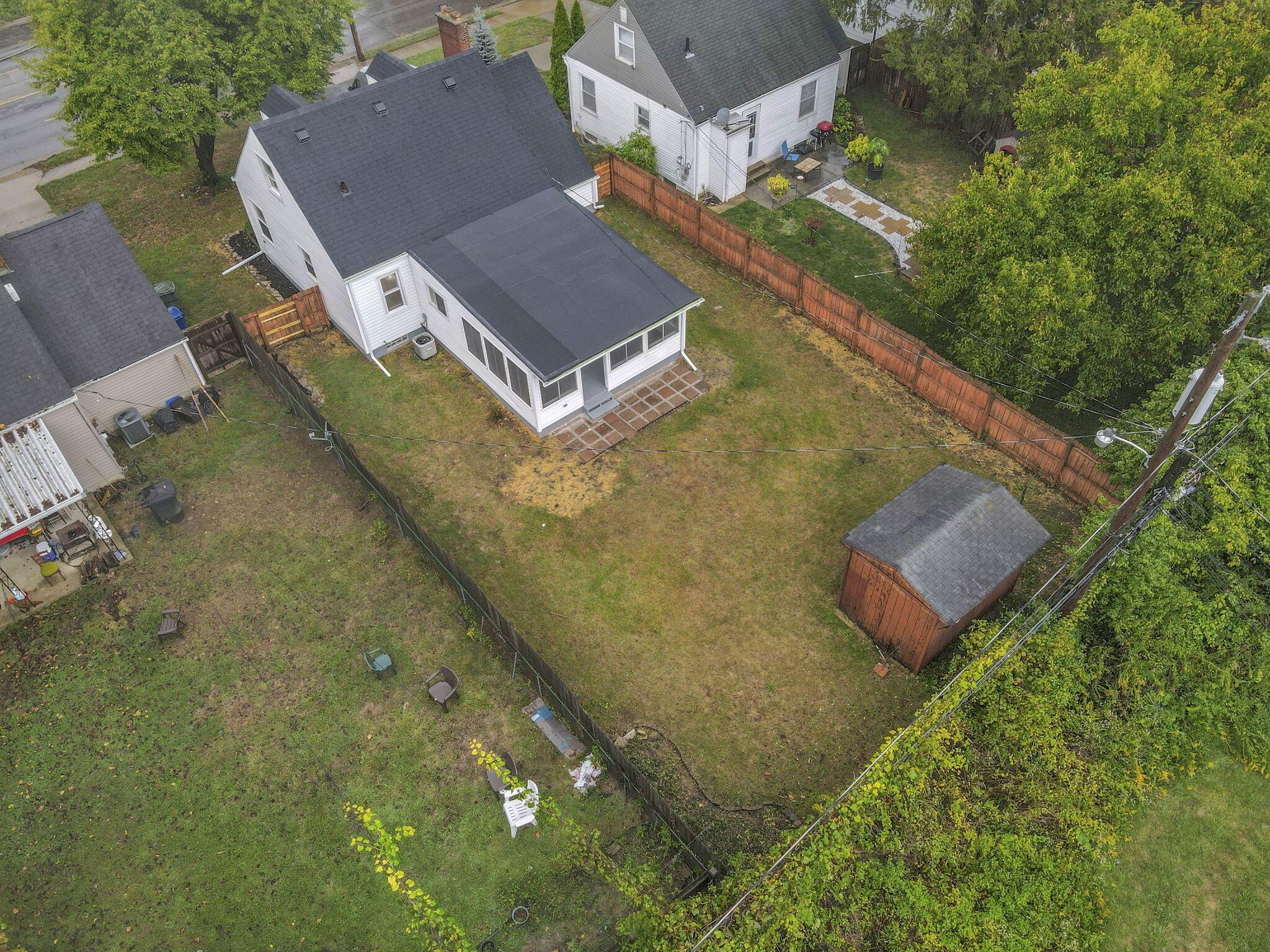 430 S James Road Property Photo 34