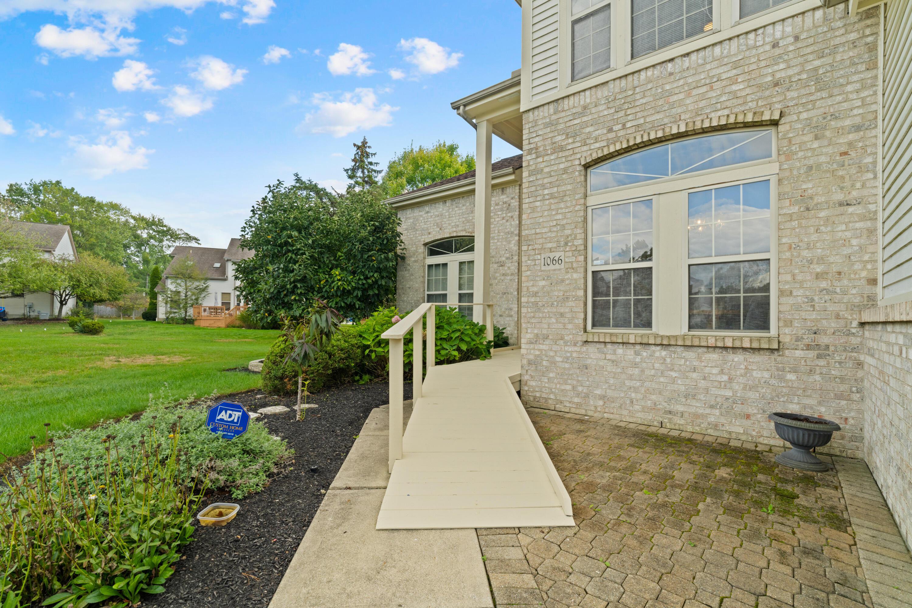 1066 Celosia Court Property Photo 4