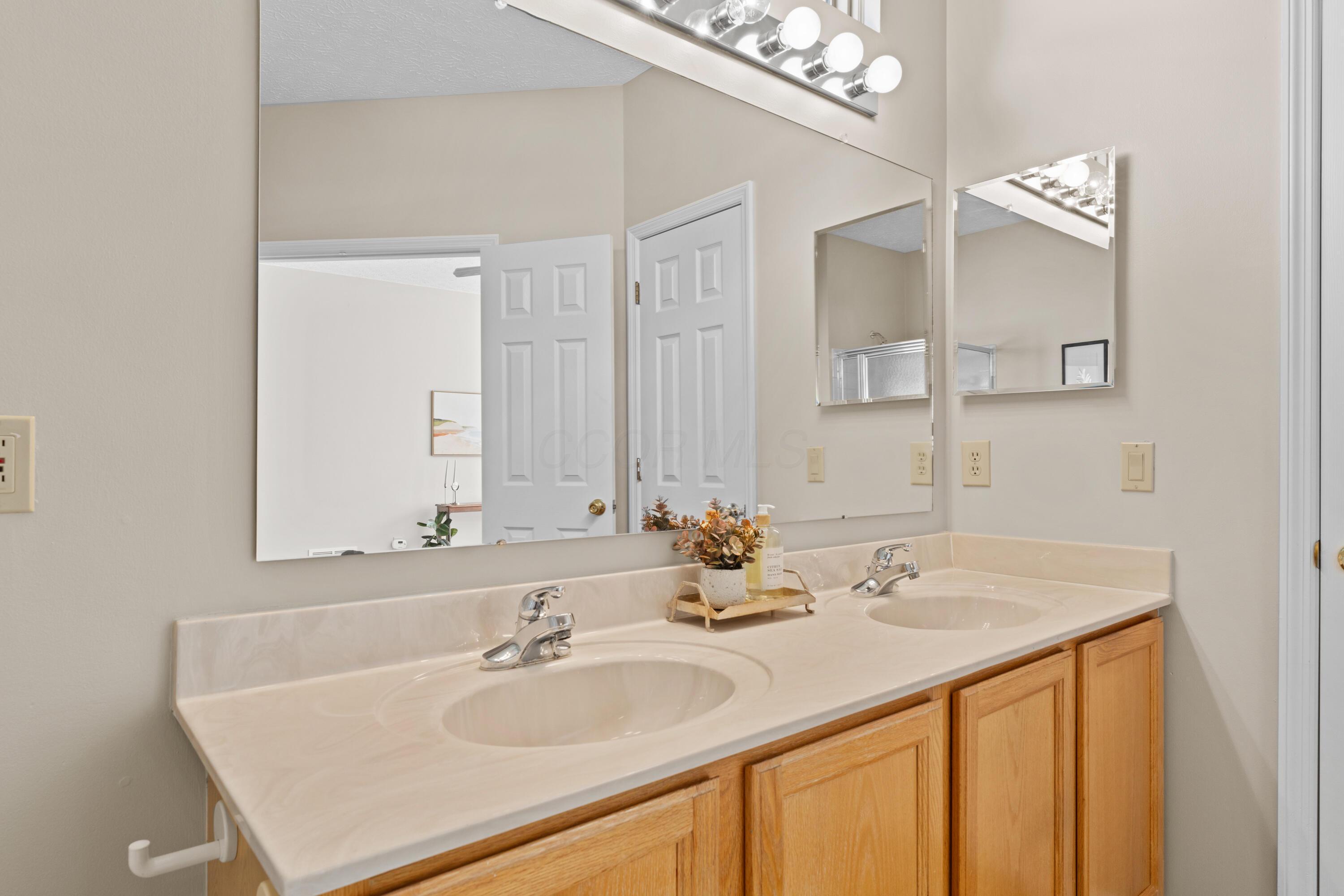 1066 Celosia Court Property Photo 26