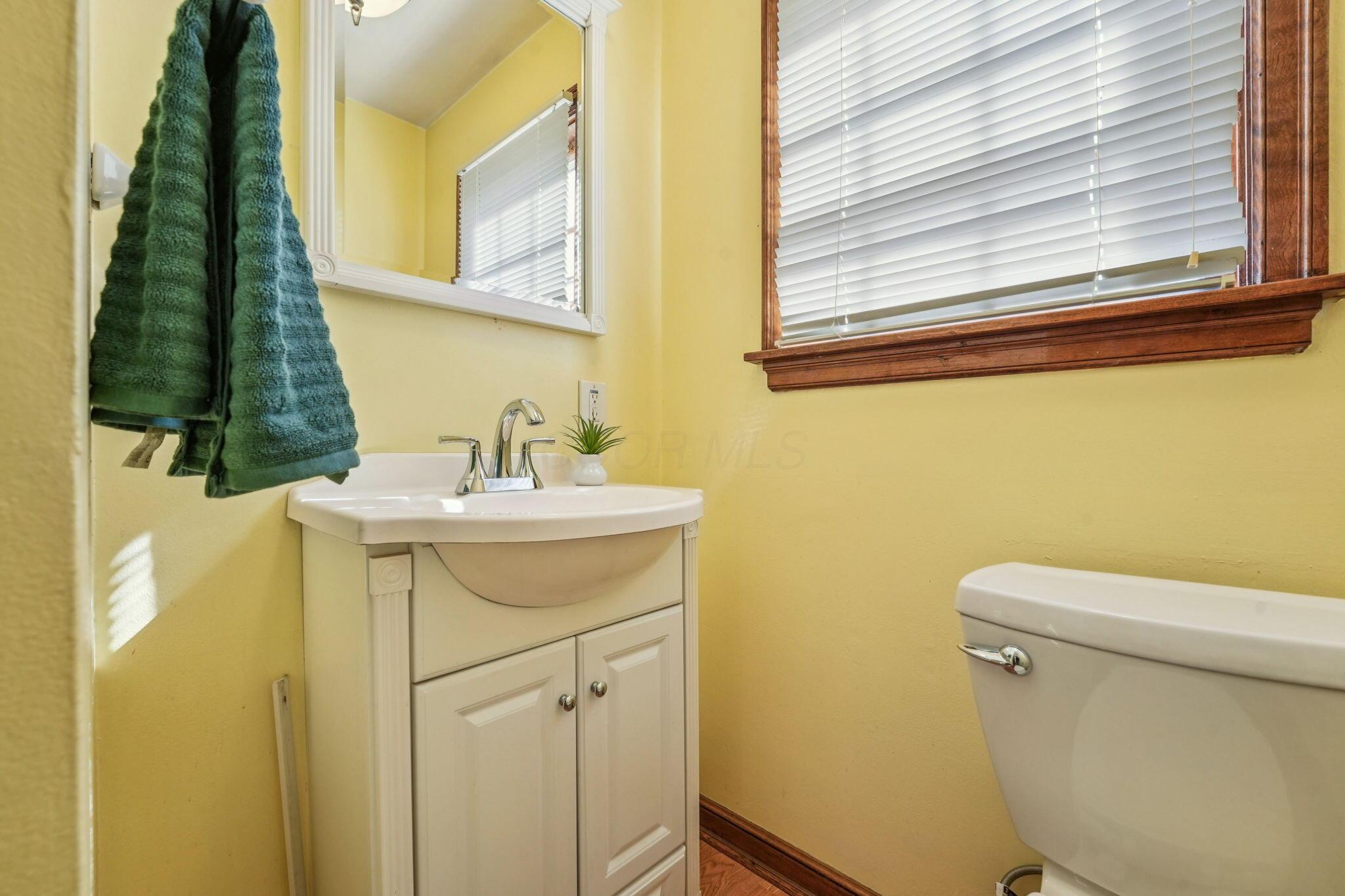 328 S Southampton Avenue Property Photo 14