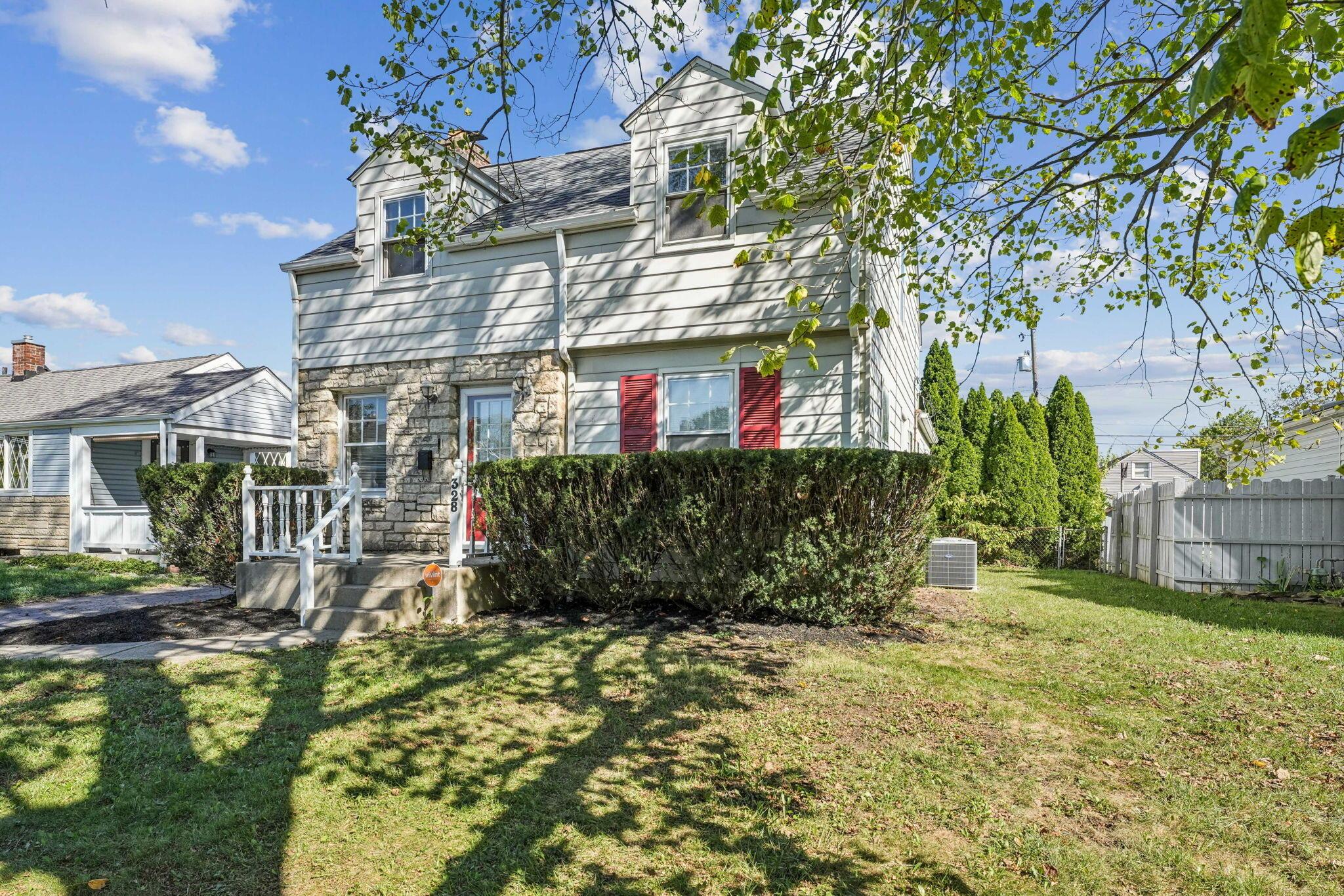 328 S Southampton Avenue Property Photo 26