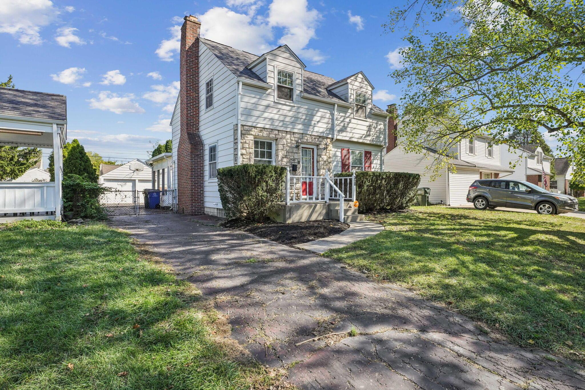 328 S Southampton Avenue Property Photo 27