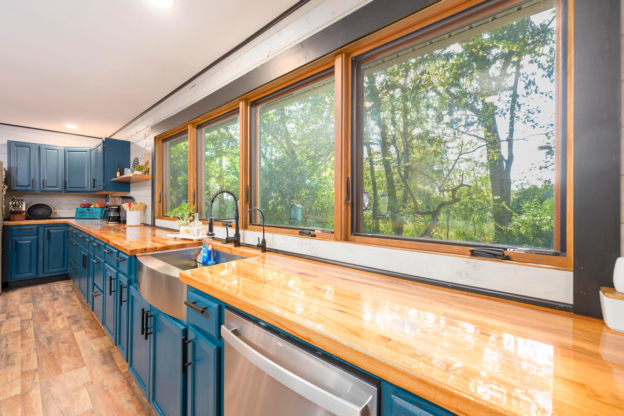 1530 County Road 1 Property Photo 10