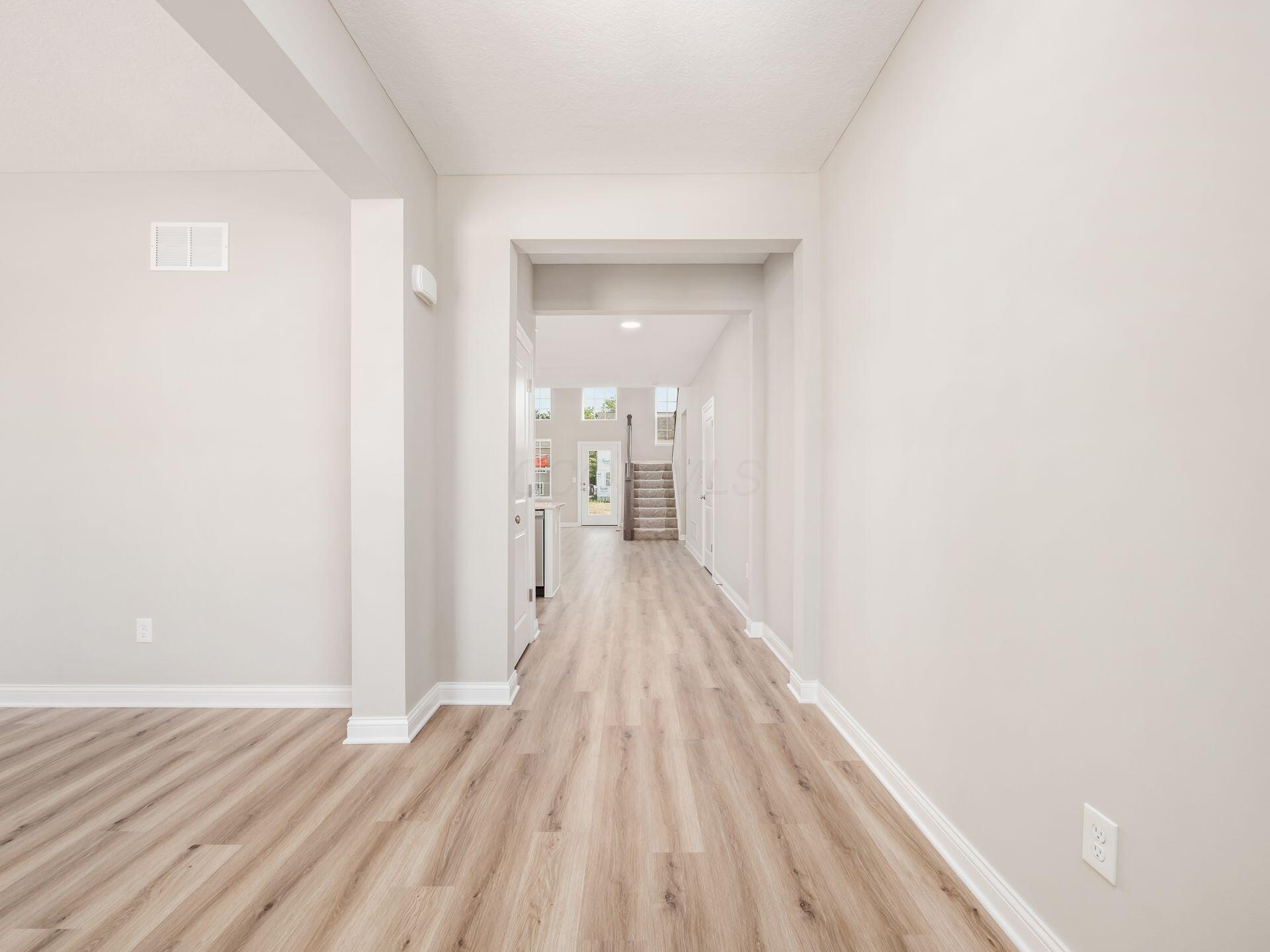 6972 Turnstone Loop Property Photo 8