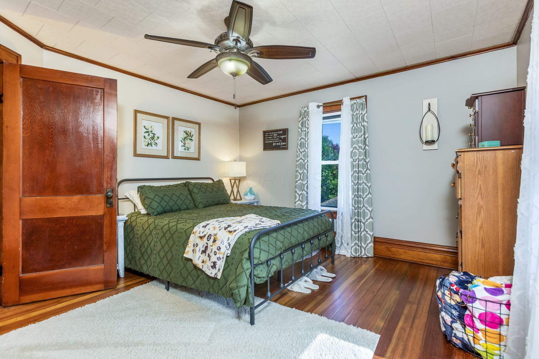 90 S Culver Street Property Photo 28