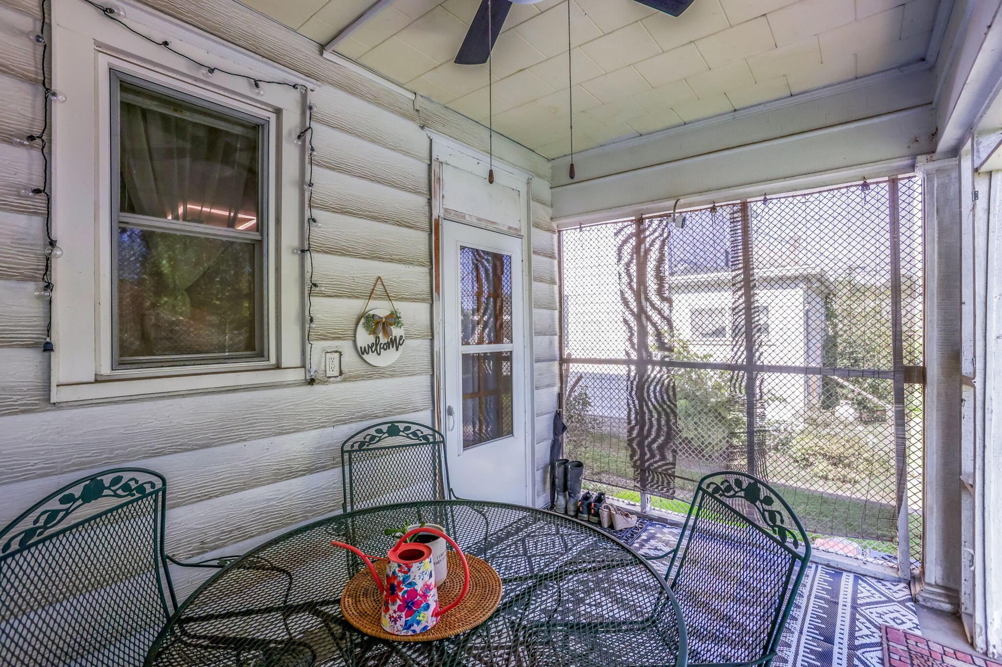 90 S Culver Street Property Photo 39