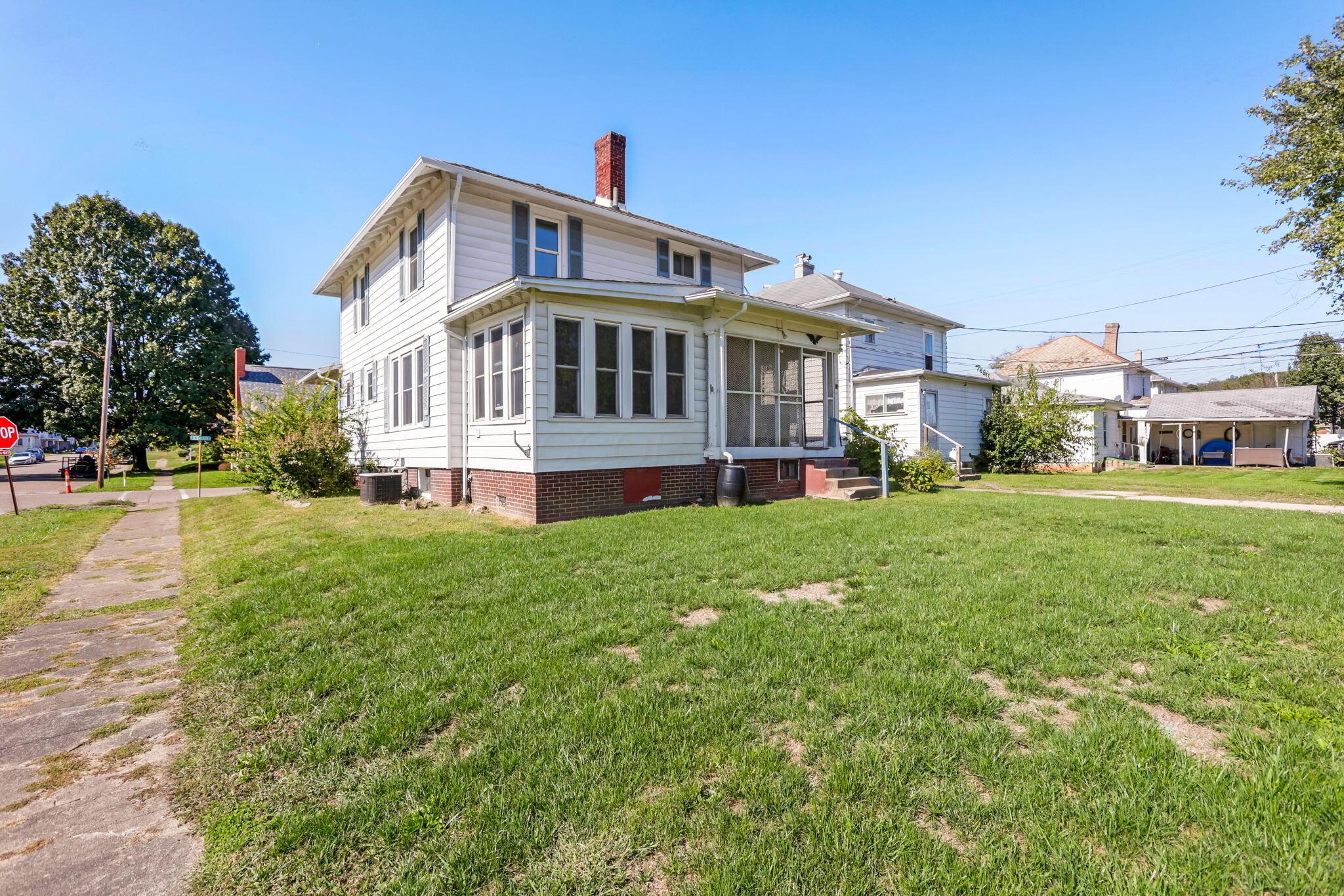 90 S Culver Street Property Photo 43