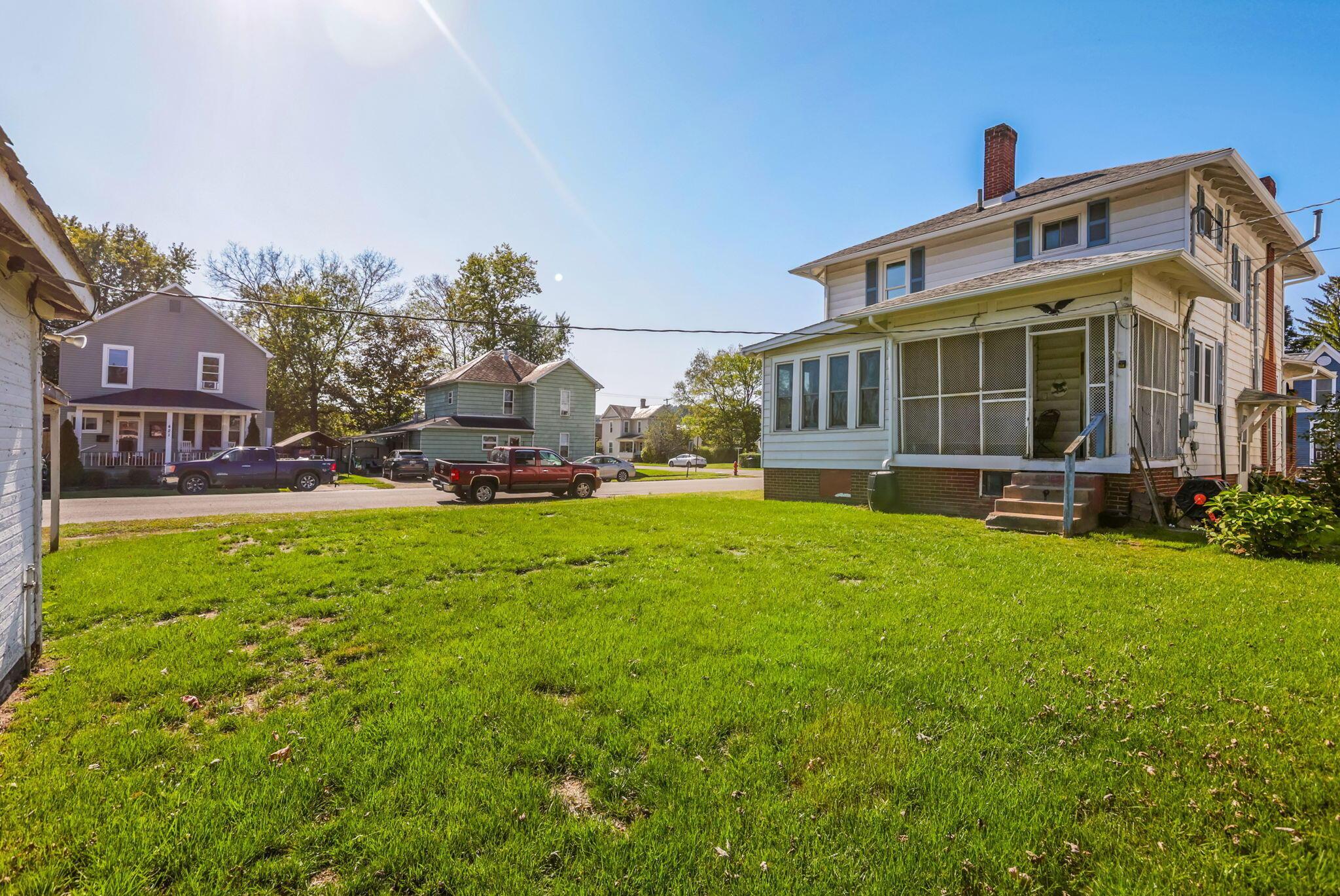 90 S Culver Street Property Photo 49