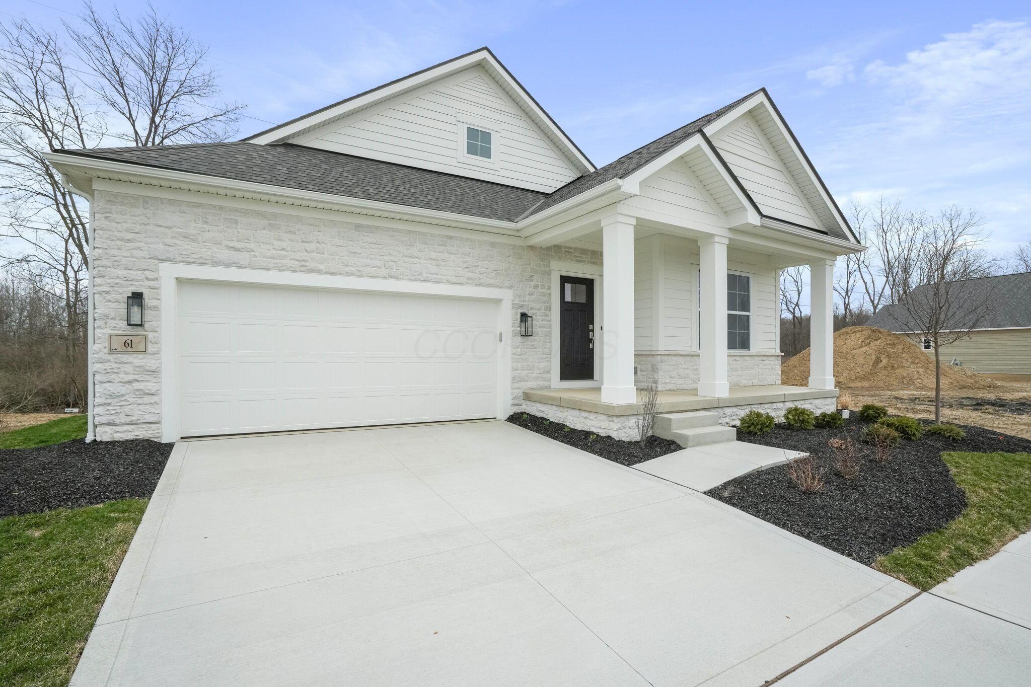 61 Corsica Way Property Photo 3