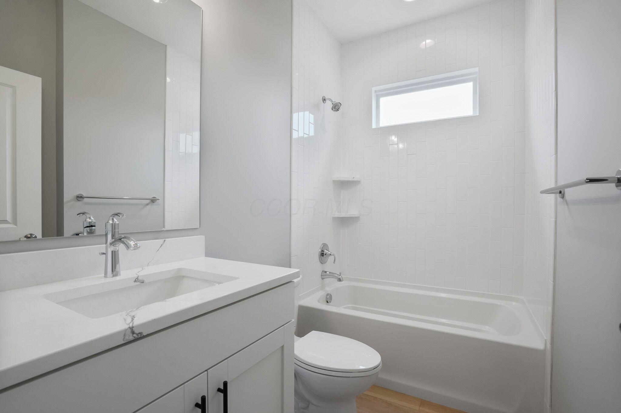 61 Corsica Way Property Photo 8