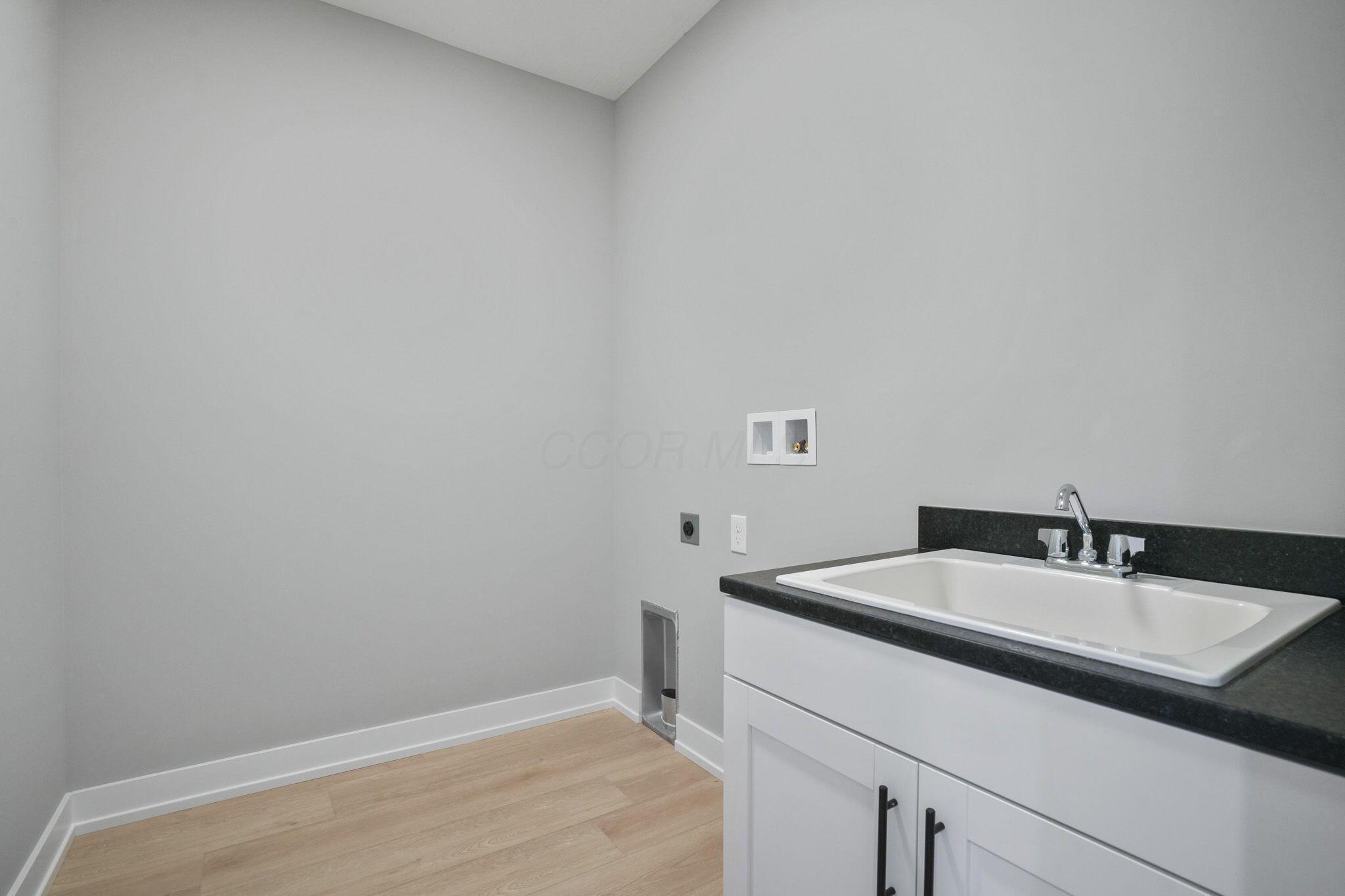 61 Corsica Way Property Photo 10