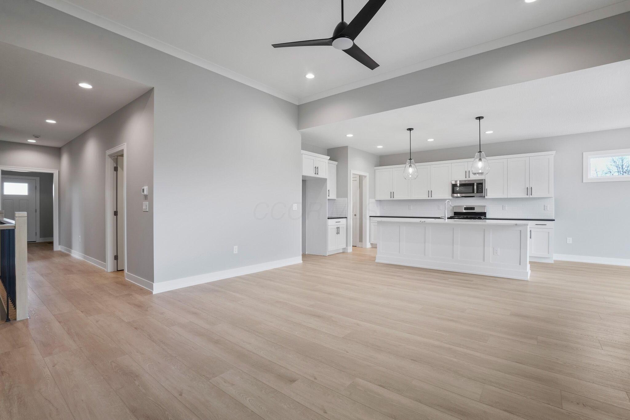 61 Corsica Way Property Photo 14