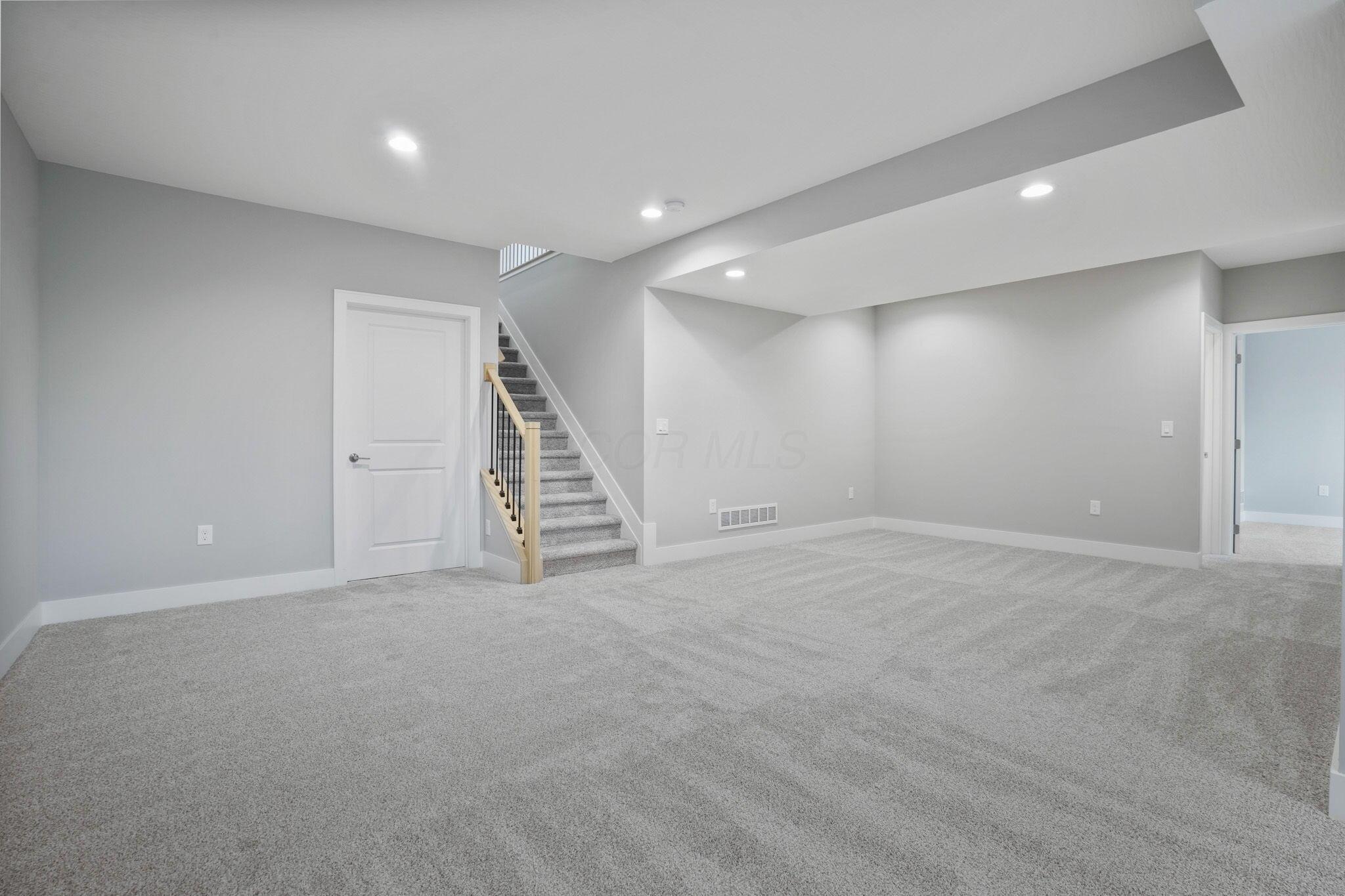 61 Corsica Way Property Photo 33