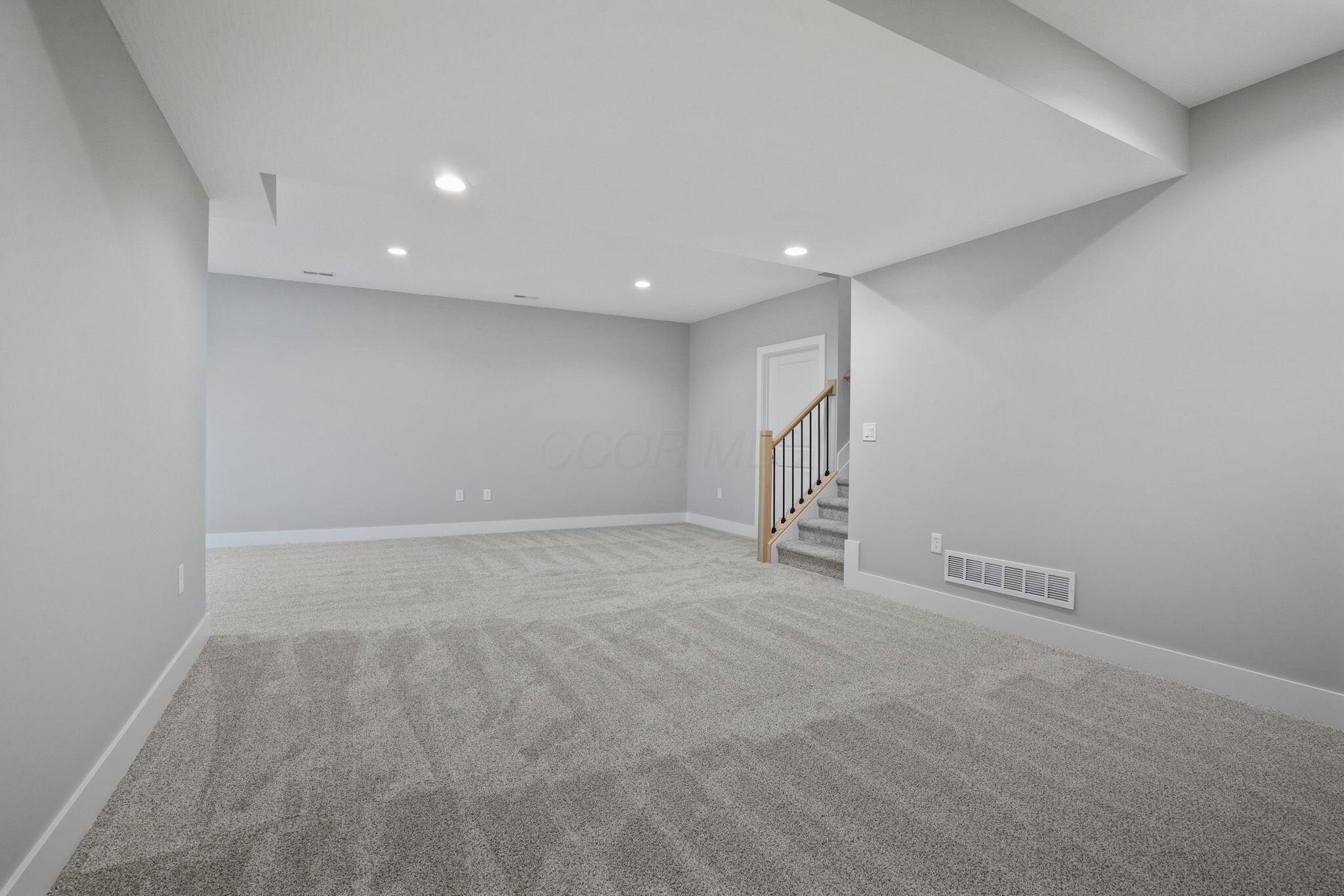 61 Corsica Way Property Photo 34