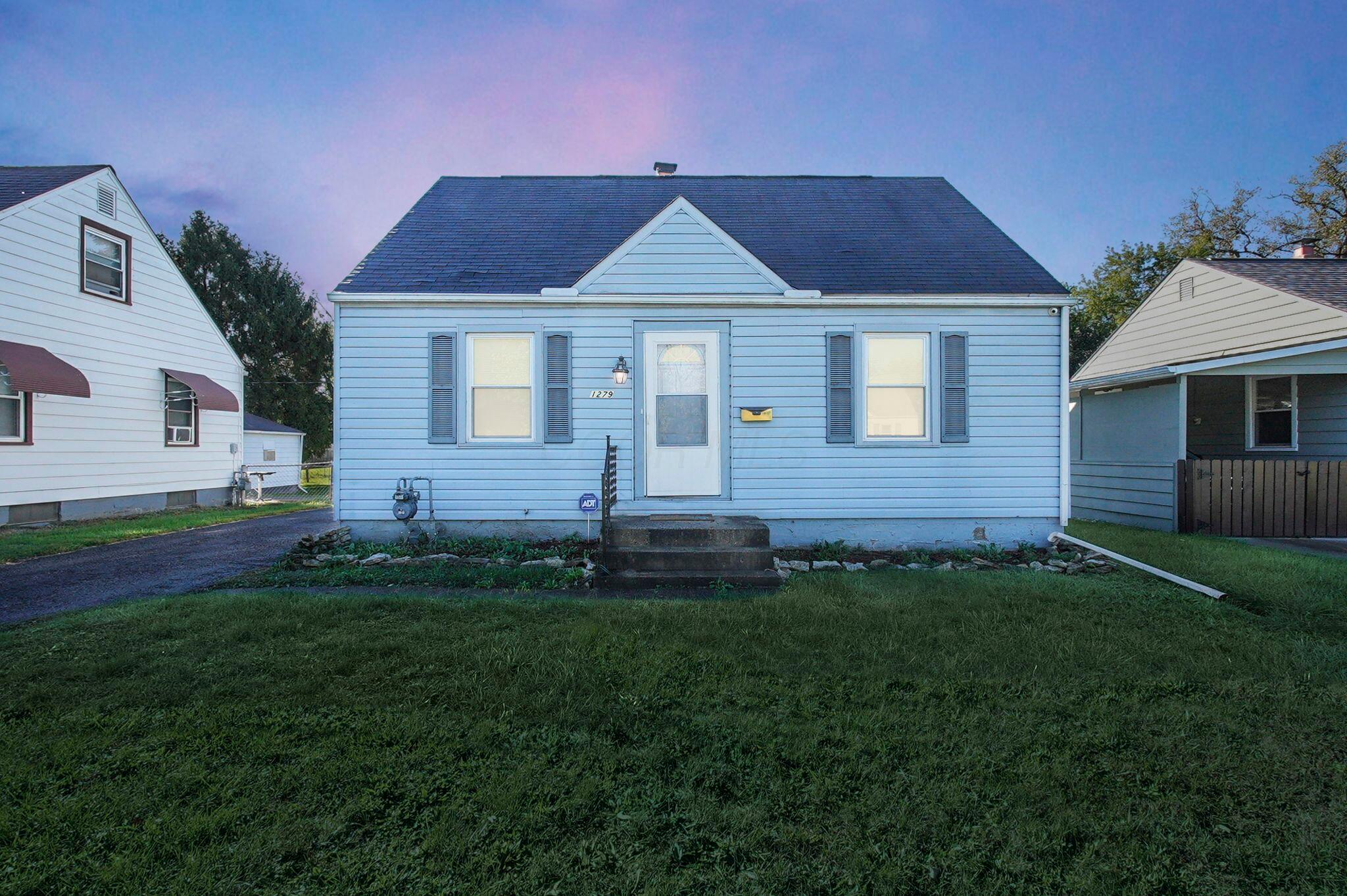 1279 Carolyn Avenue Property Photo 1