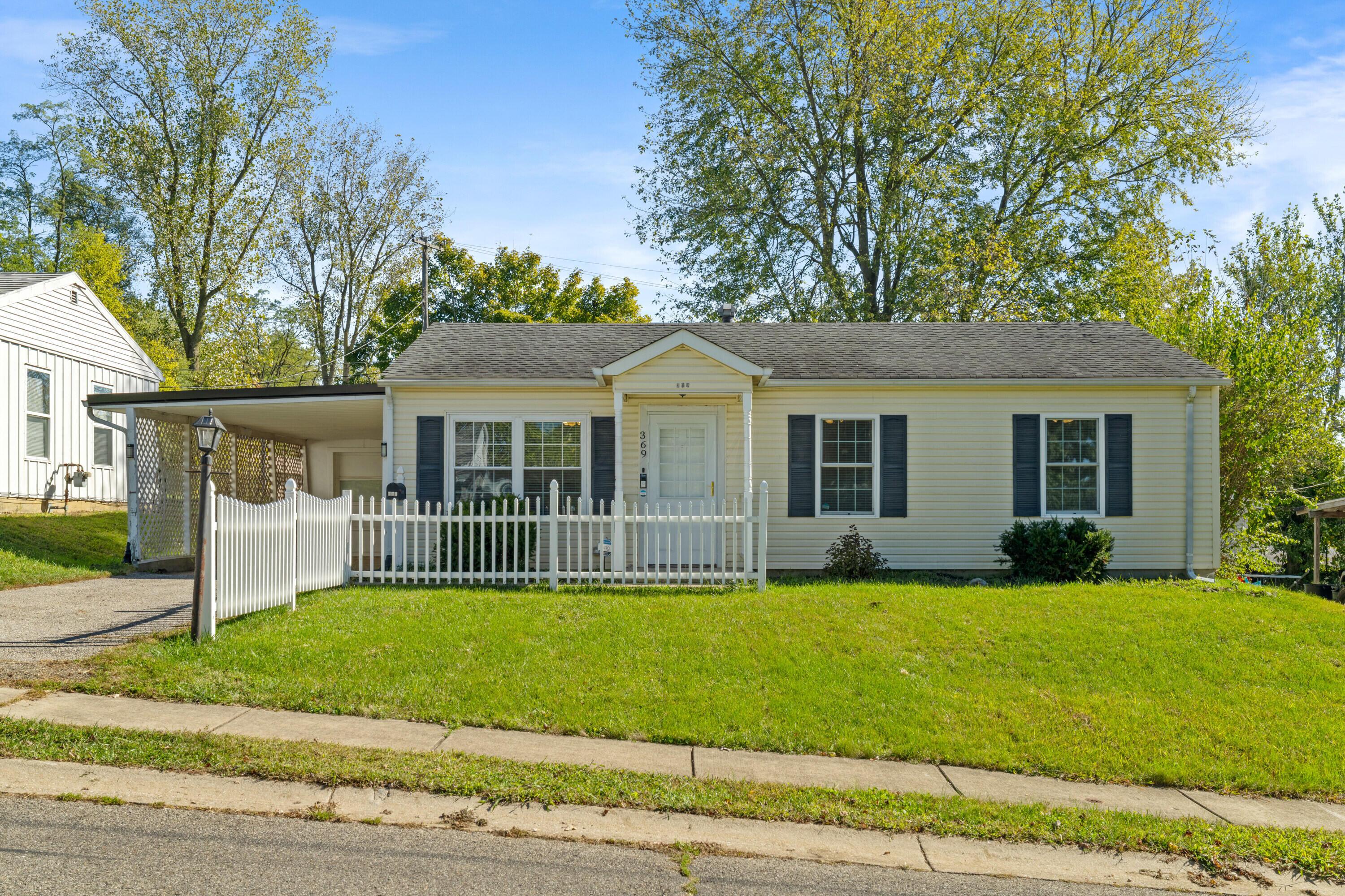 369 Hillview Drive Property Photo 1