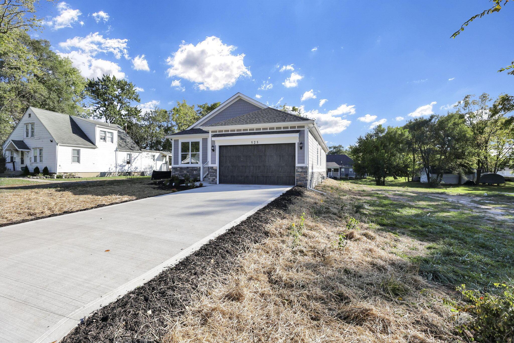 525 Ashwood Road Property Photo 7