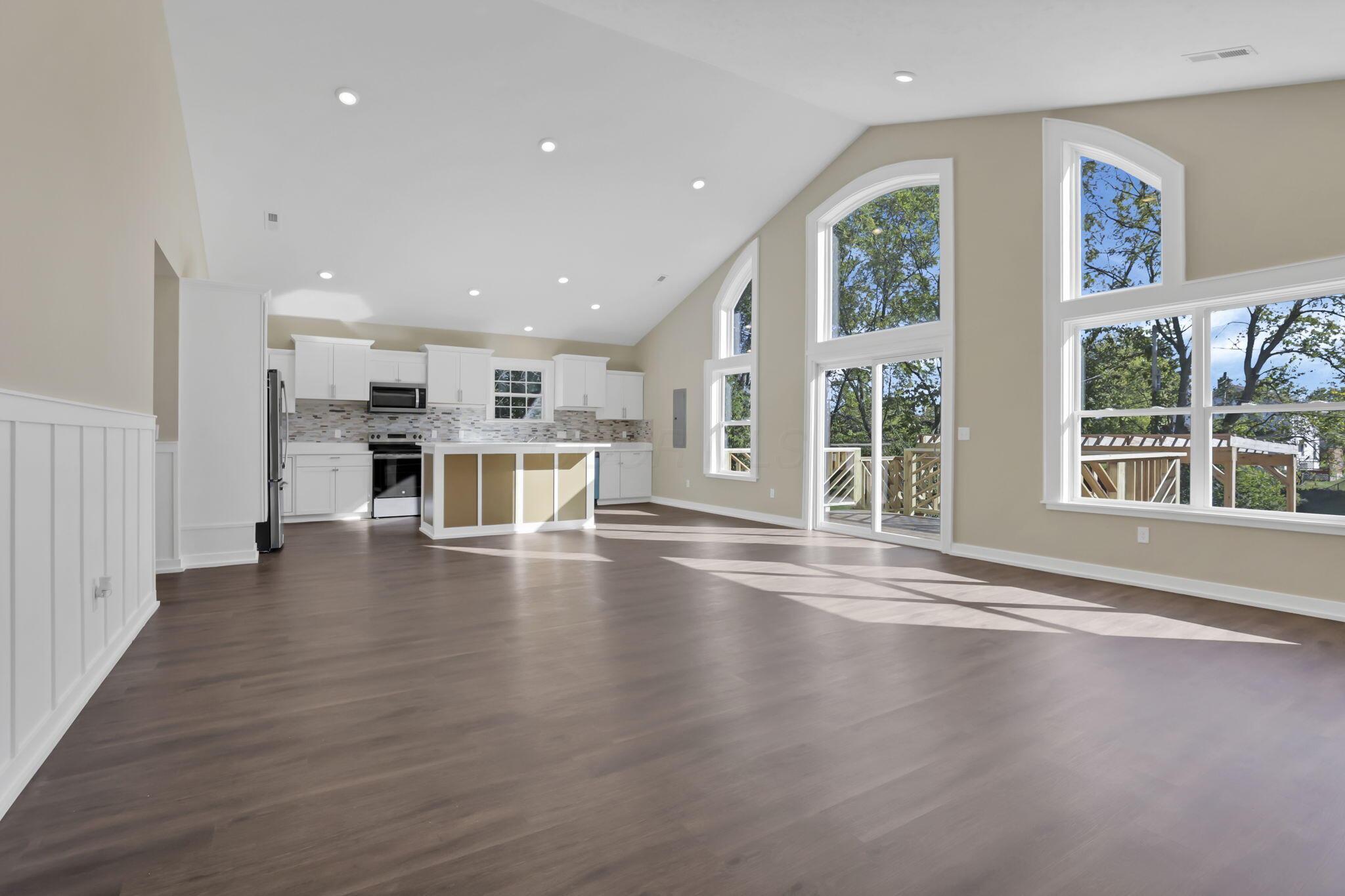 525 Ashwood Road Property Photo 16