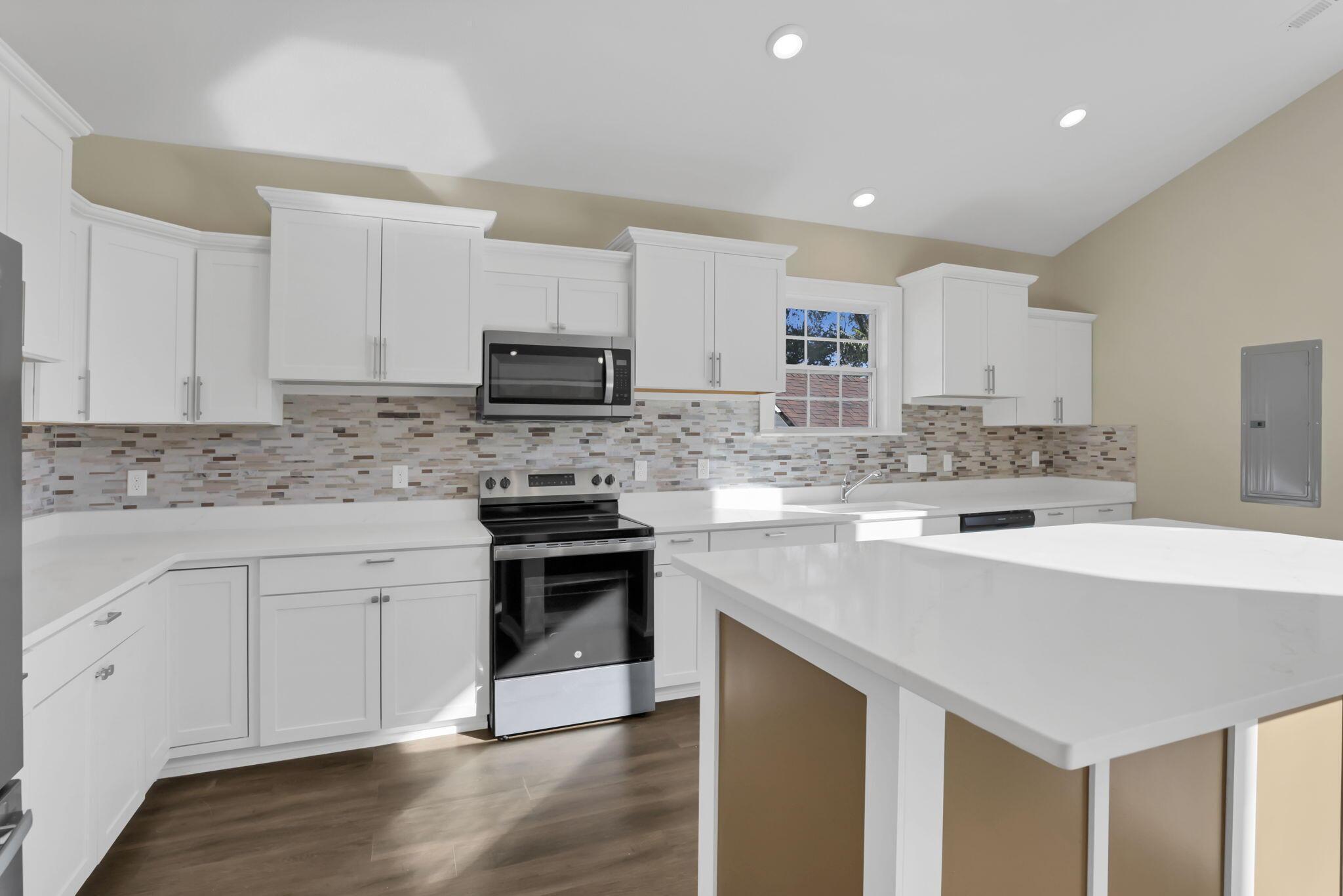 525 Ashwood Road Property Photo 20