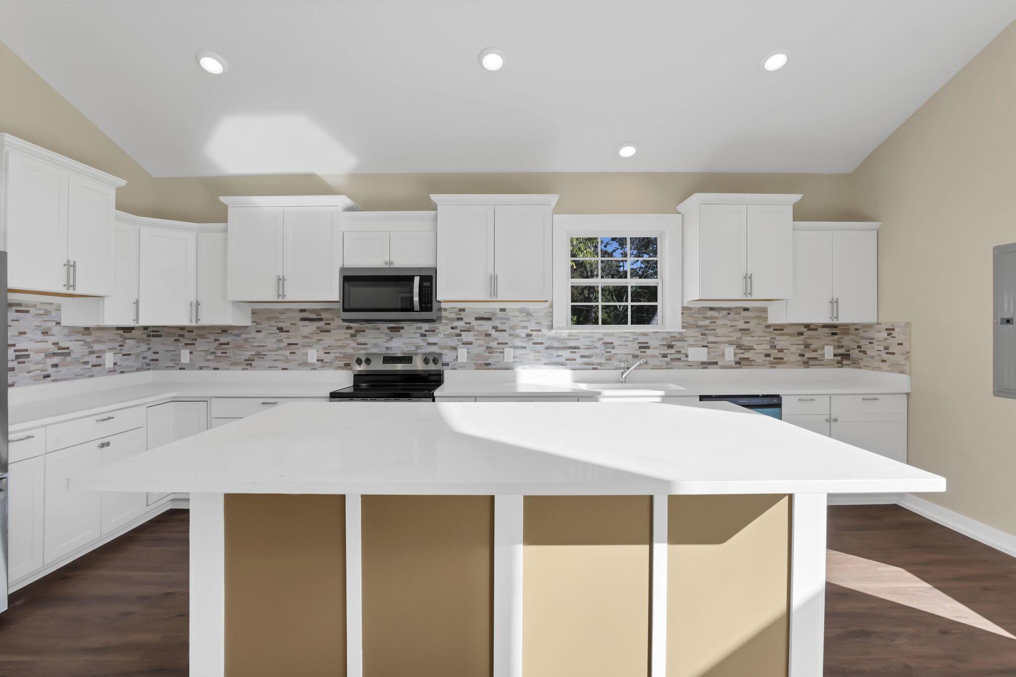 525 Ashwood Road Property Photo 21