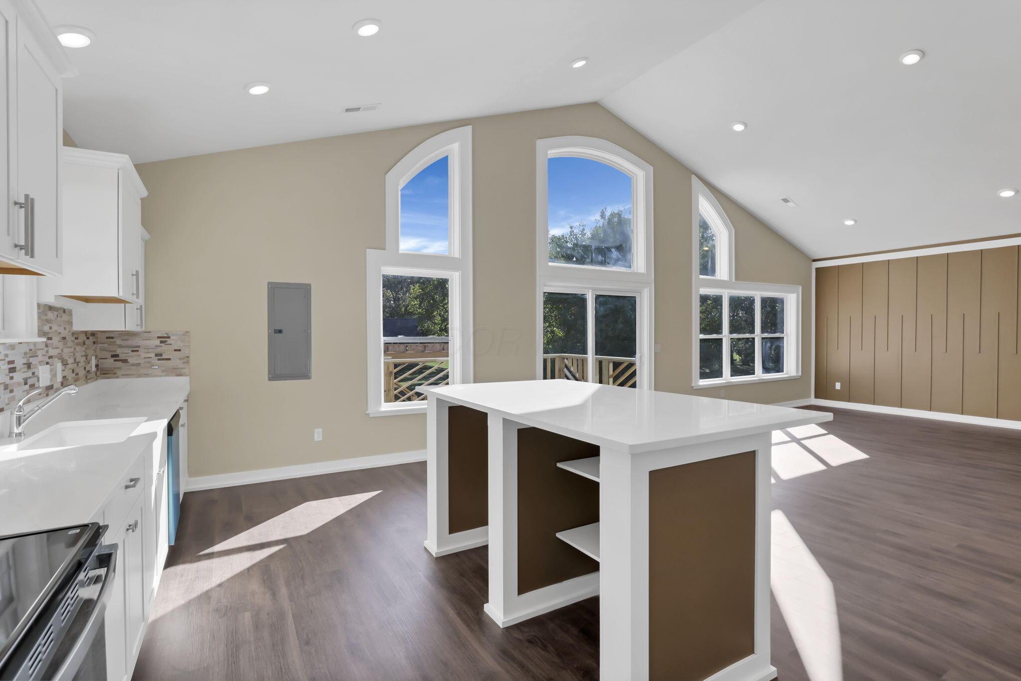 525 Ashwood Road Property Photo 25