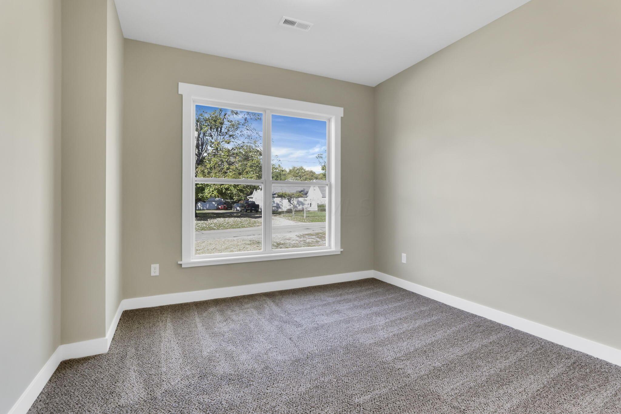 525 Ashwood Road Property Photo 32